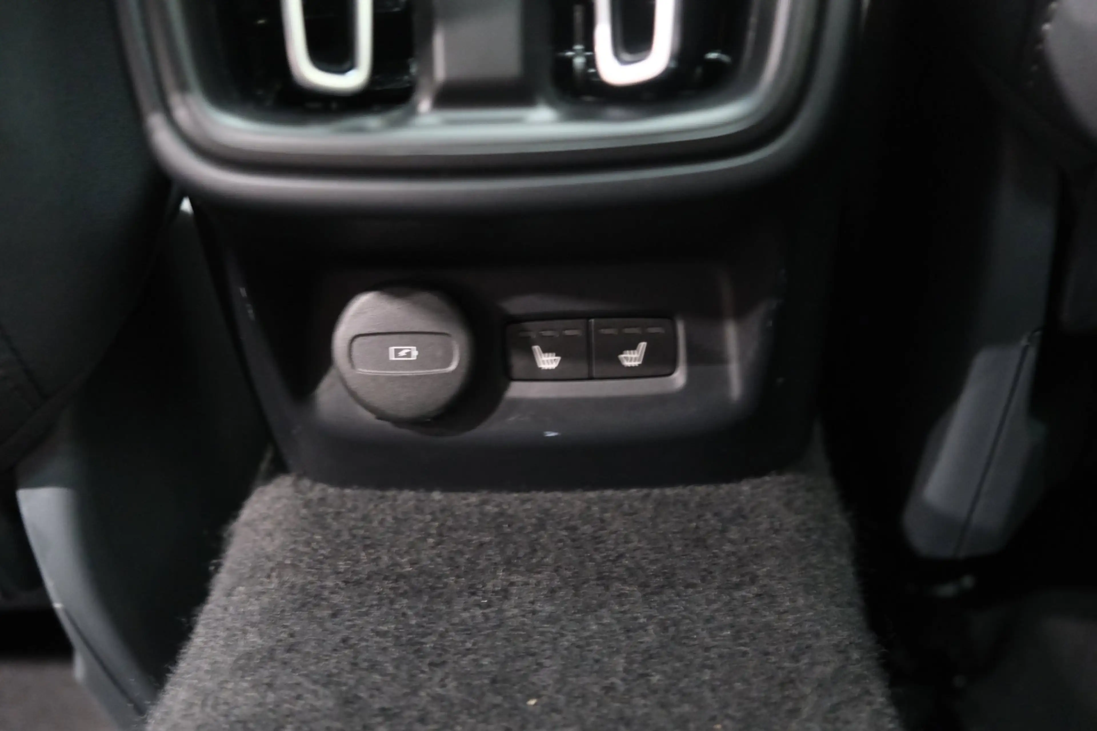 Polestar 2 Long Range Dual Motor Launch Edition 78kWh  €1690 — photo 22