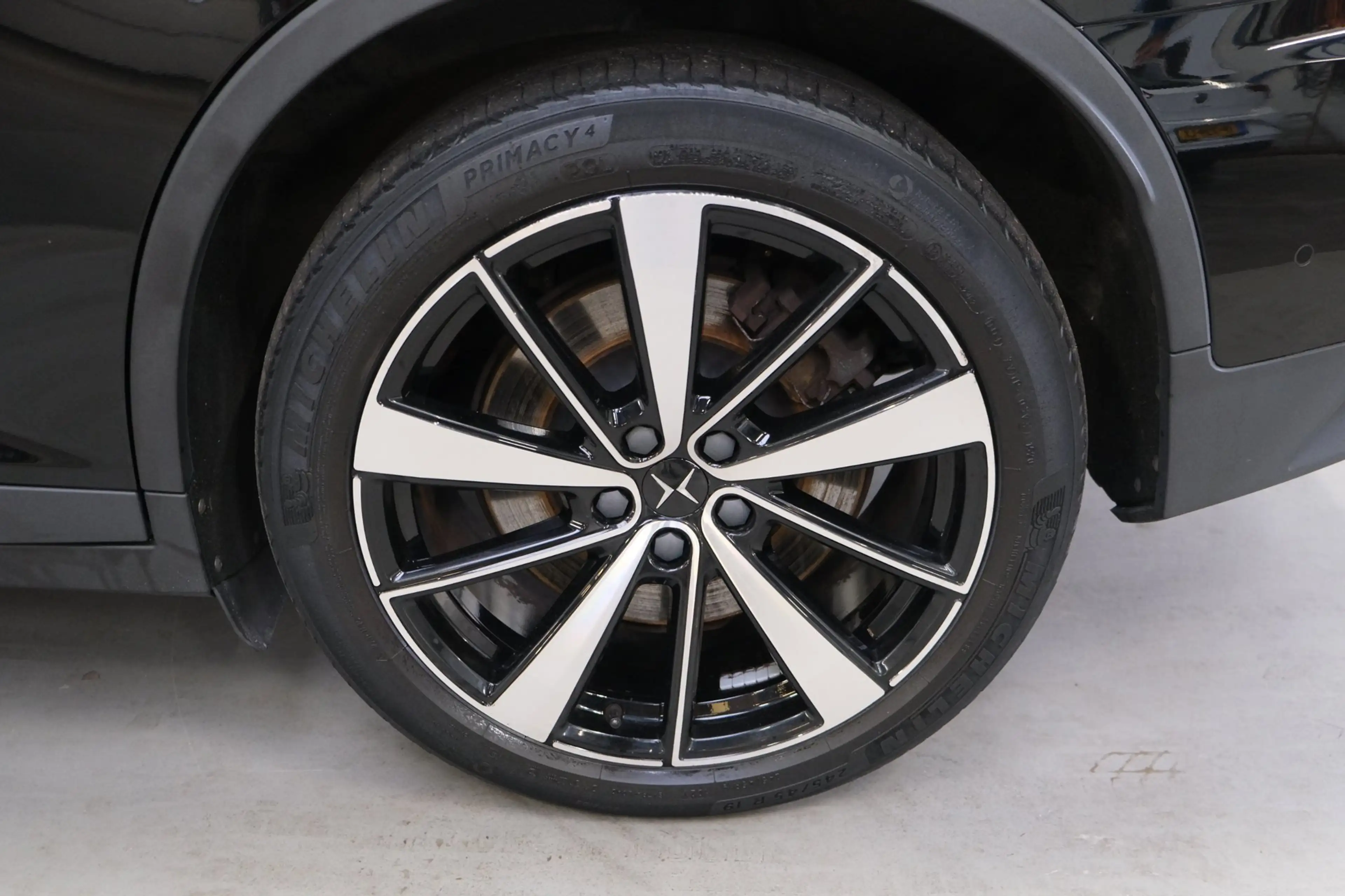 Polestar 2 Long Range Dual Motor Launch Edition 78kWh  €1690 — photo 45