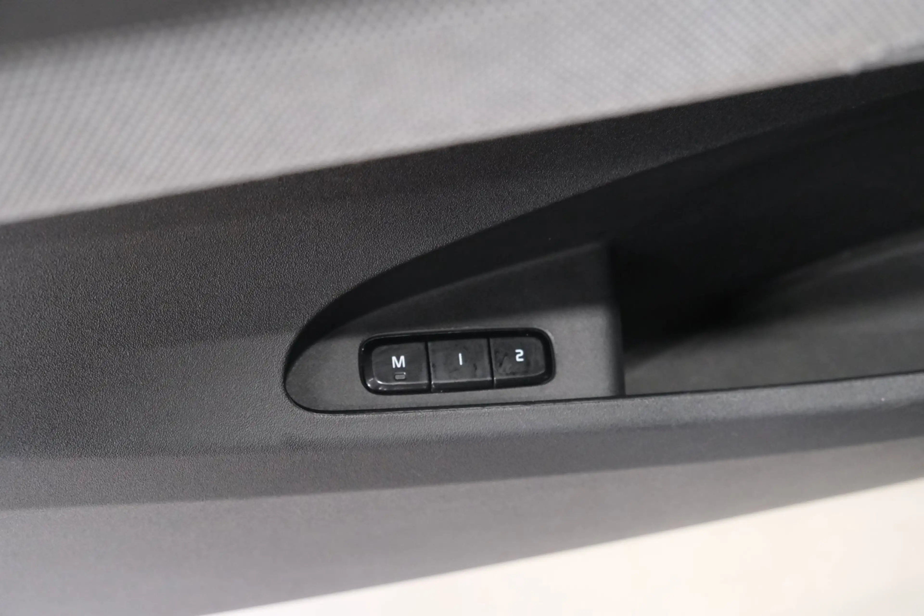 Polestar 2 Long Range Dual Motor Launch Edition 78kWh  €1690 — photo 15