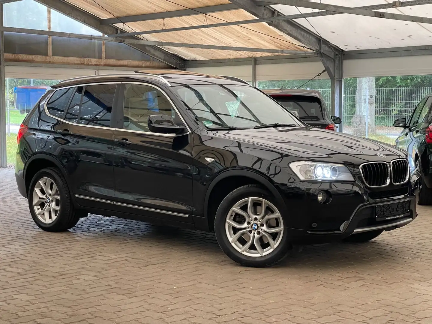 BMW X3 xDrive 20/Leder/Xenon/Pano/Navi/Sportsitze Schwarz - 1