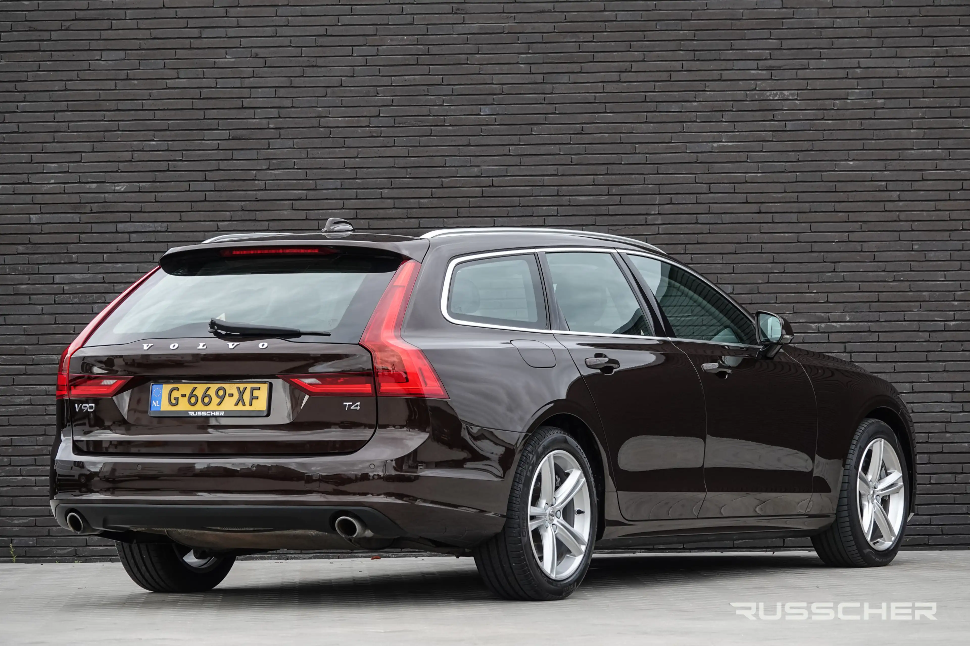 Volvo V90 2.0 T4 190Pk Aut. | Business Sp. | LED | Trekhaak — photo 2