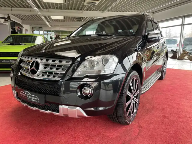 Mercedes-Benz ML 500 *AMG*Airmatic*Kamera*Designo*TV*Sportpaket