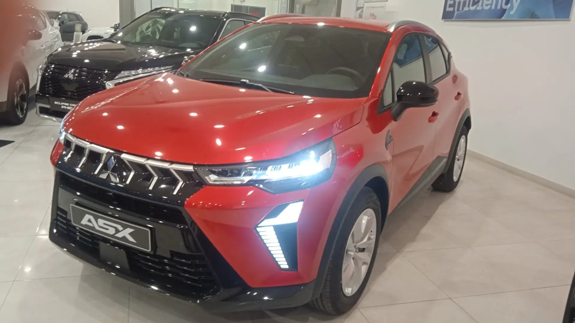 Mitsubishi ASX 130T MHEV Motion Rouge - 1
