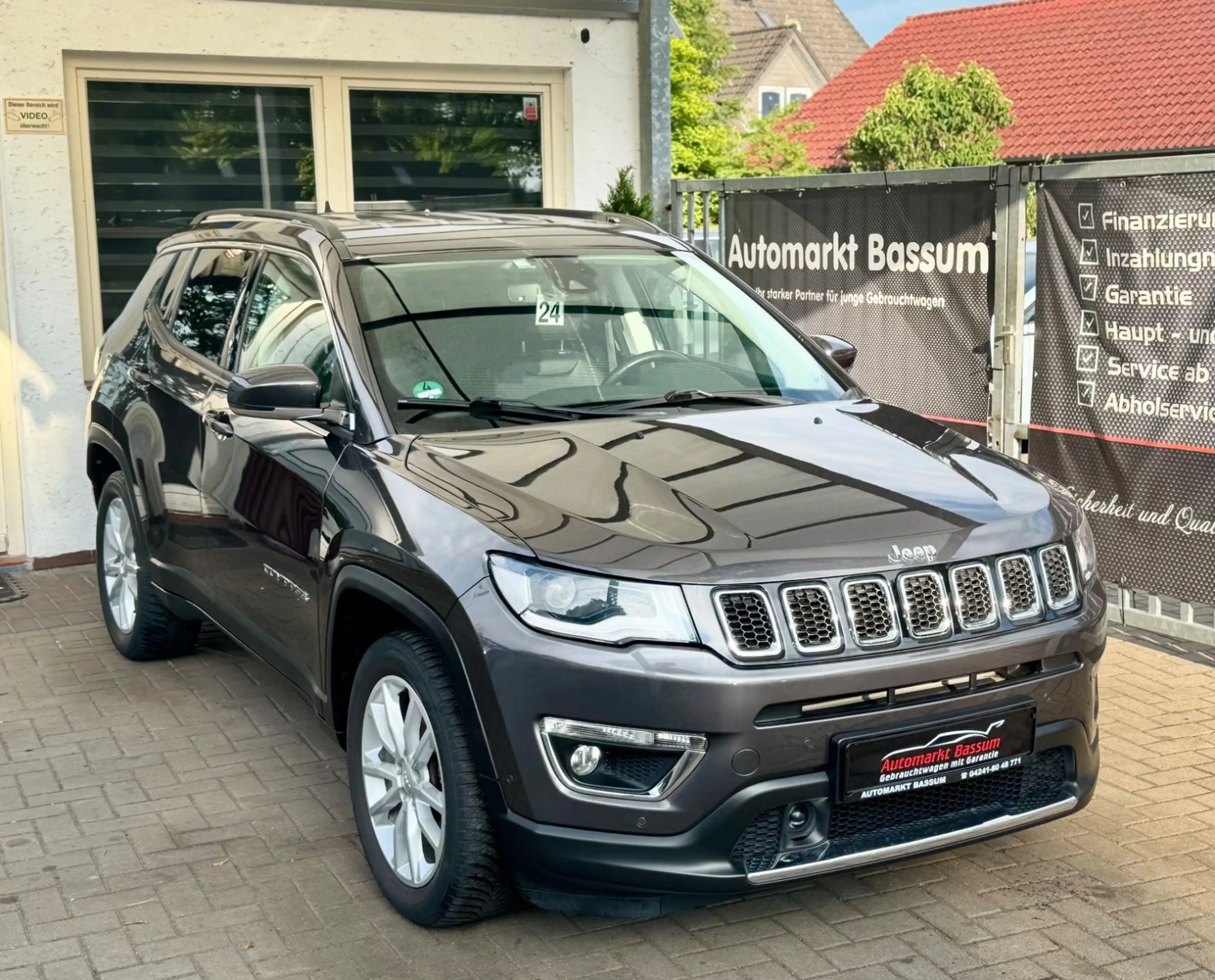 Jeep Compass Limited FWD Aut. LED+Kam+Leder+Navi+ACC — photo 4