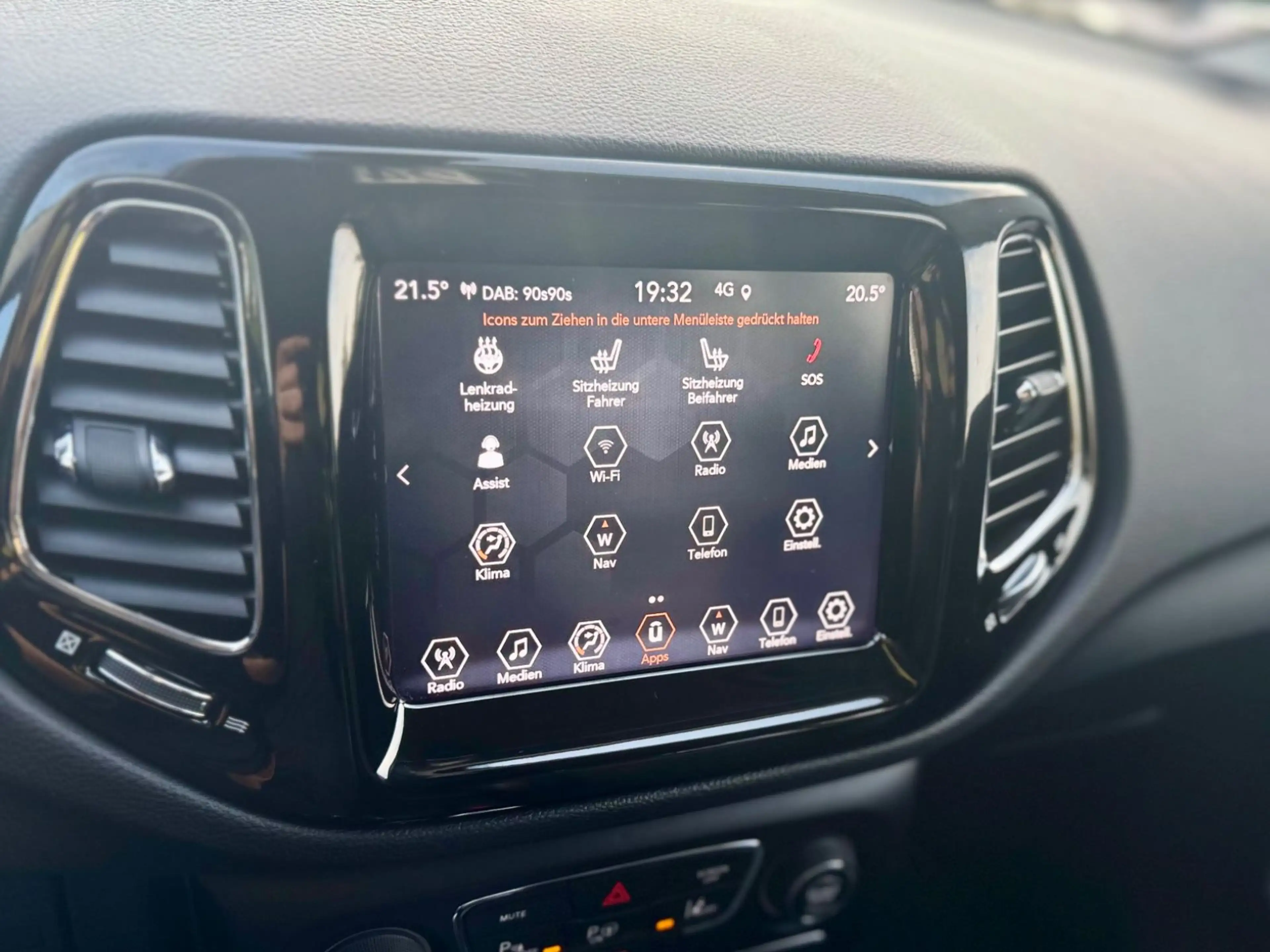 Jeep Compass Limited FWD Aut. LED+Kam+Leder+Navi+ACC — photo 11