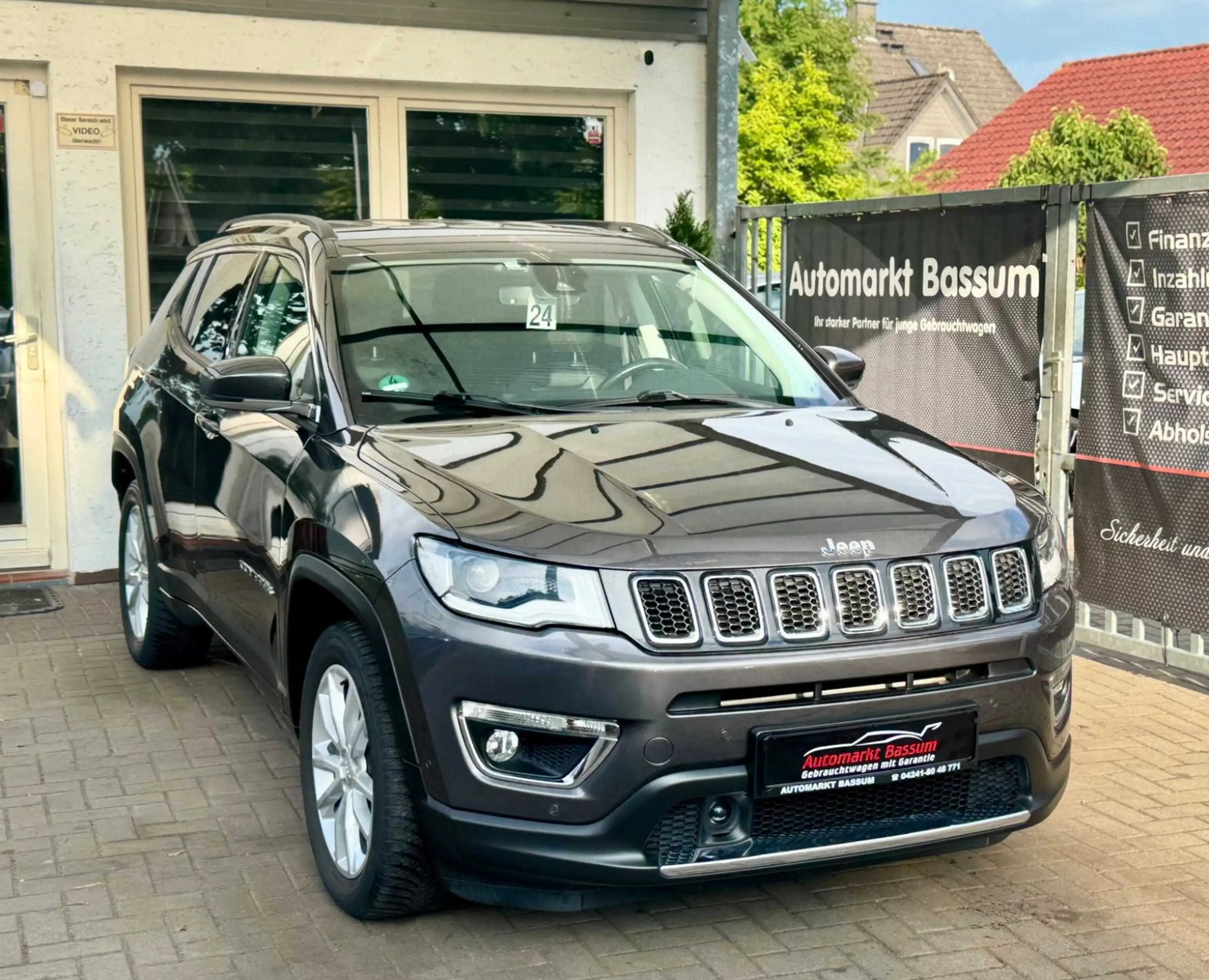 Jeep Compass Limited FWD Aut. LED+Kam+Leder+Navi+ACC — photo 3