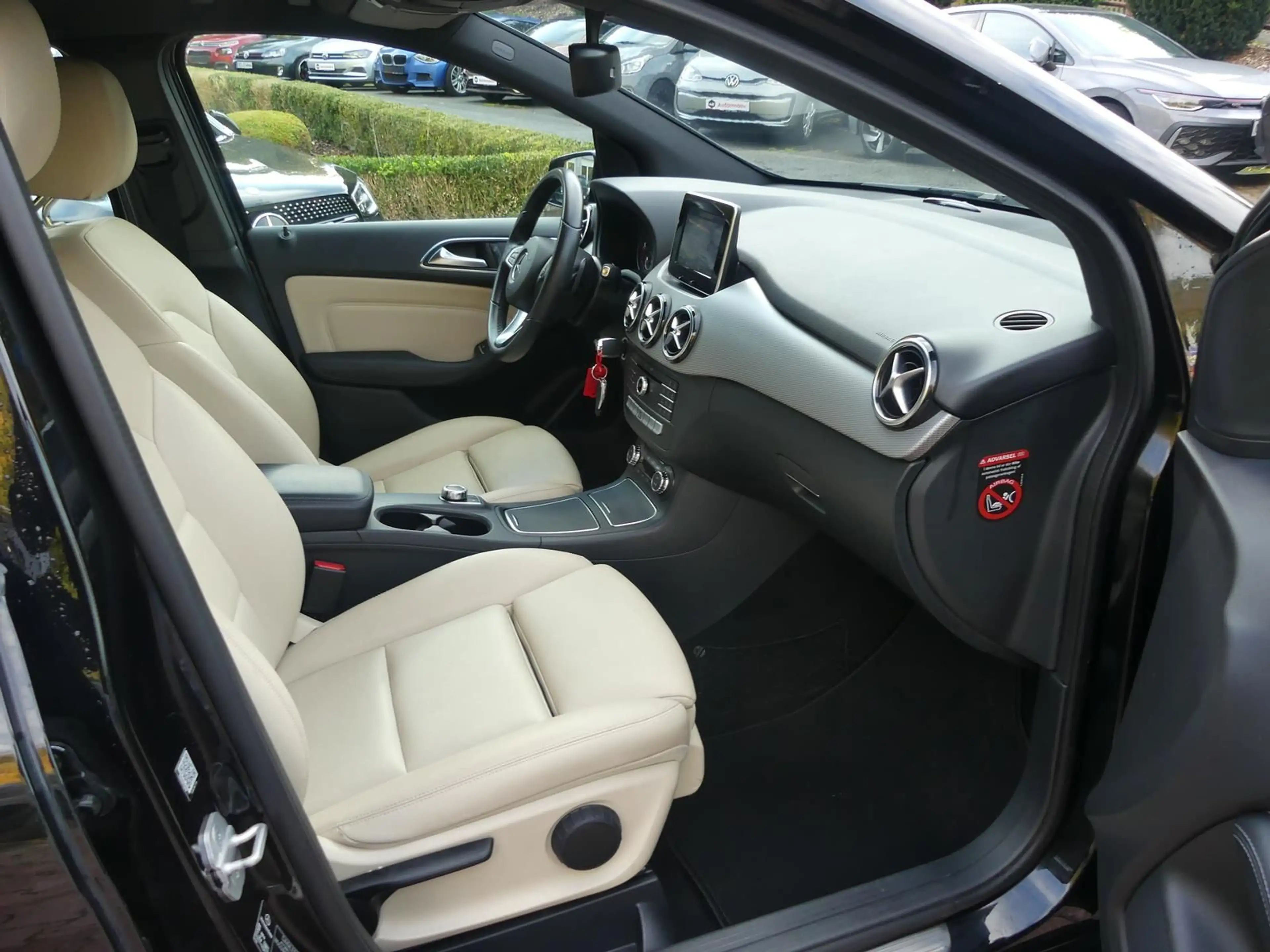 Mercedes-Benz B 200 2.1 CDI*Automatik*PDC*USB*Navi*Klima*AHK — photo 13