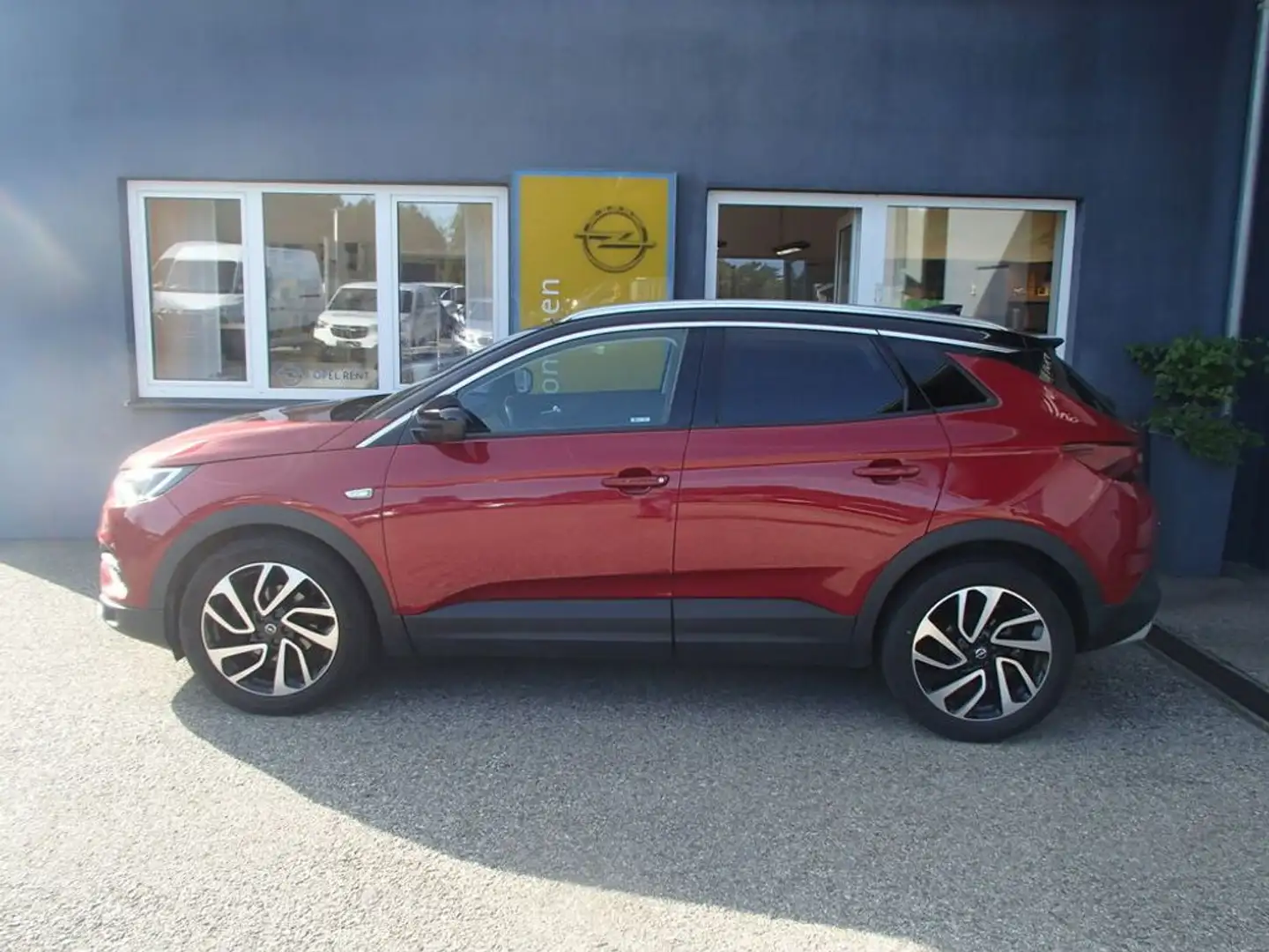 Opel Grandland X Ultimate, Leder, Kamera,.... Rood - 1