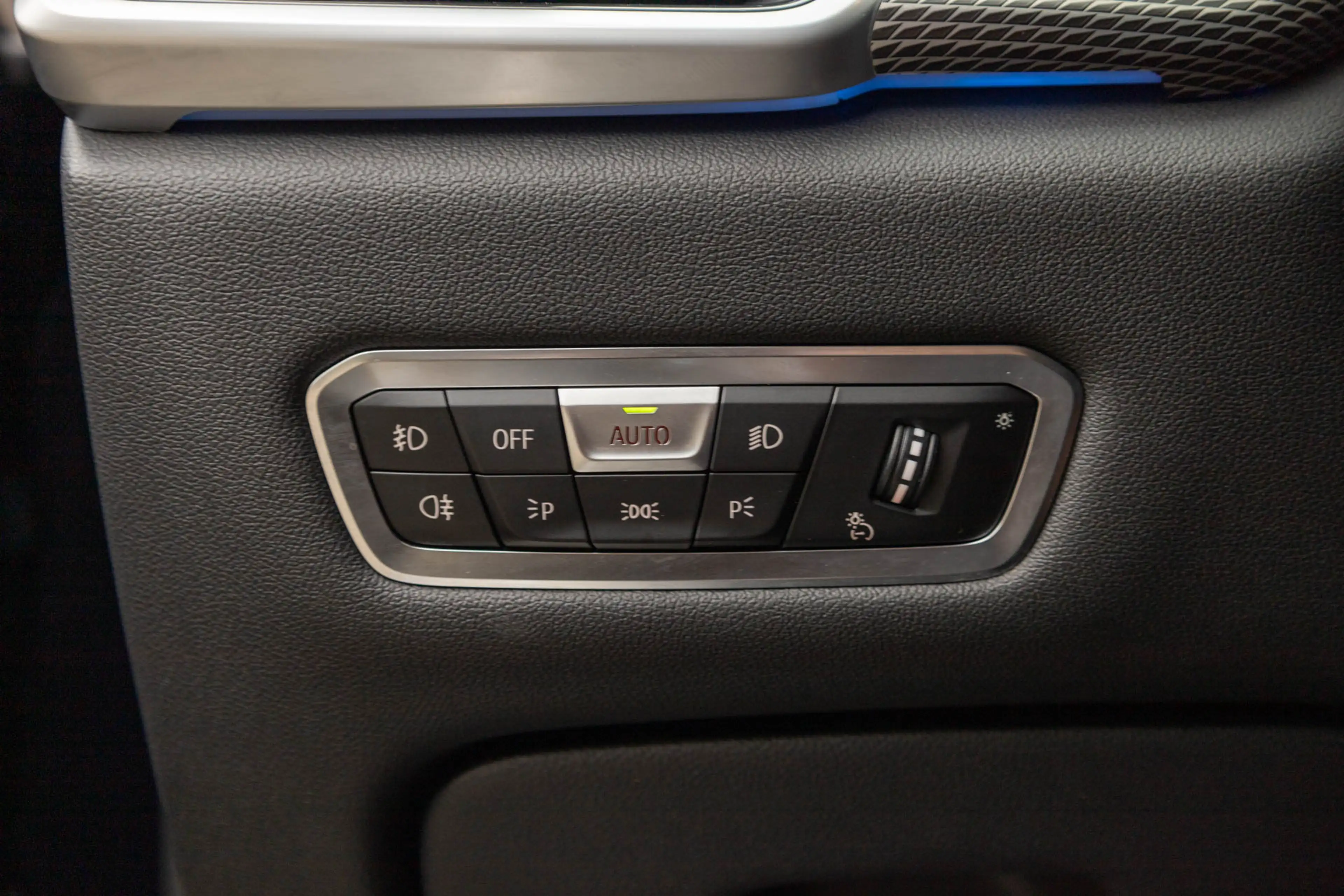 BMW X5 G05 xDrive45e High Executive M Sport / Head Up / A — photo 27