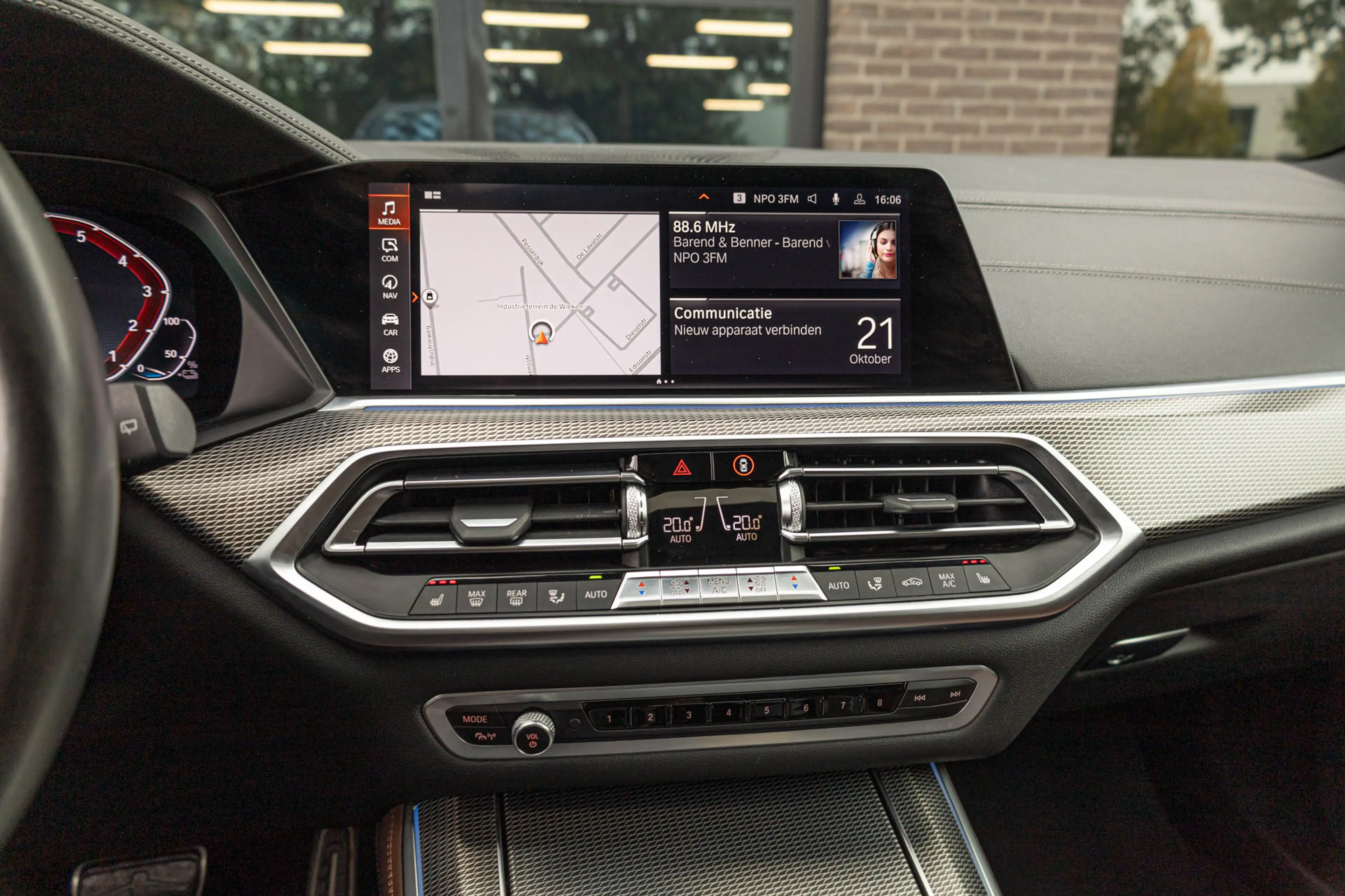BMW X5 G05 xDrive45e High Executive M Sport / Head Up / A — photo 32