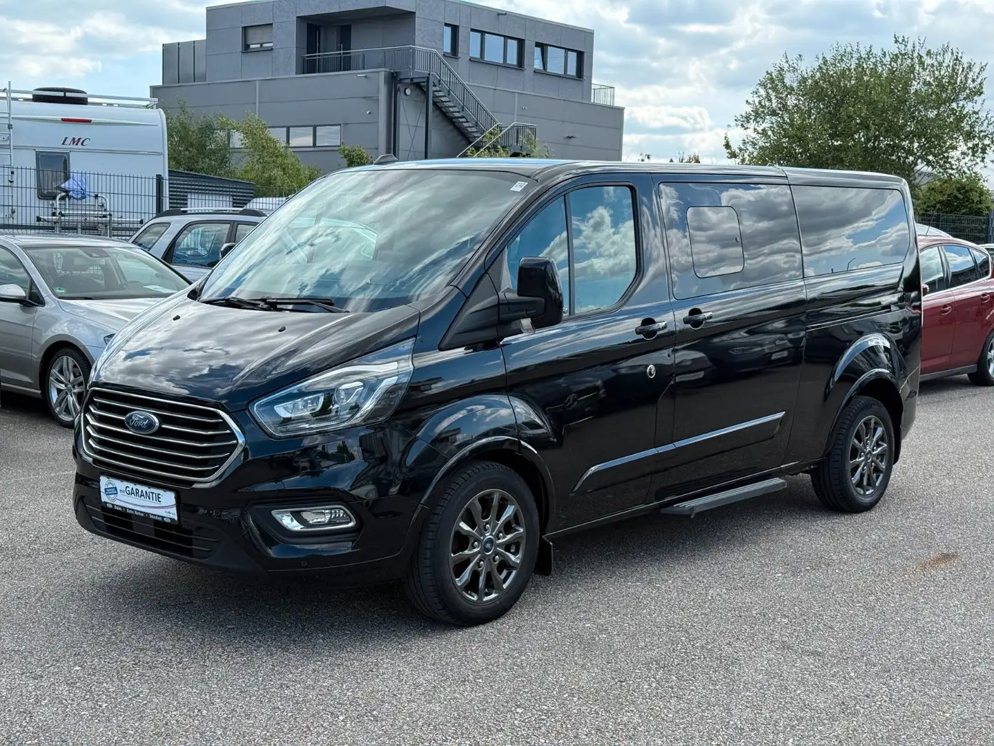 Ford Tourneo Custom Titan. X LANG L2 320*VOLL*185 PS* Noir - 1