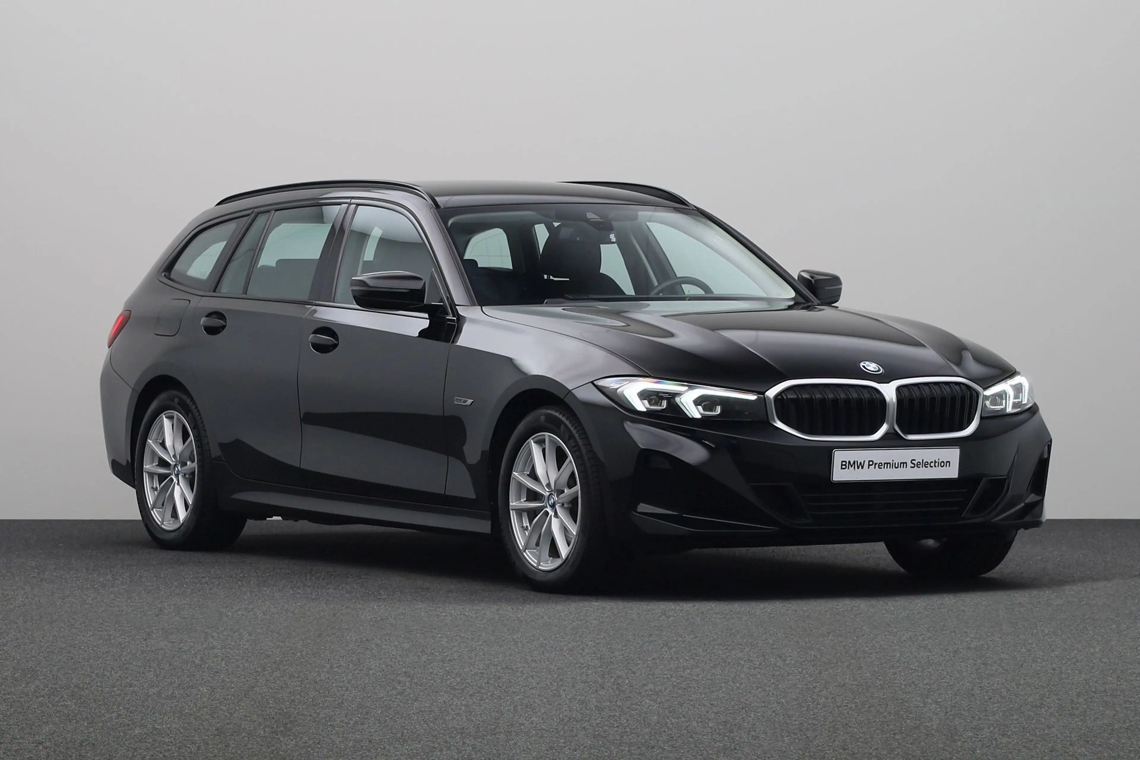 BMW 330 3-serie Touring 330e | Widescreen Display | PDC | — photo 13