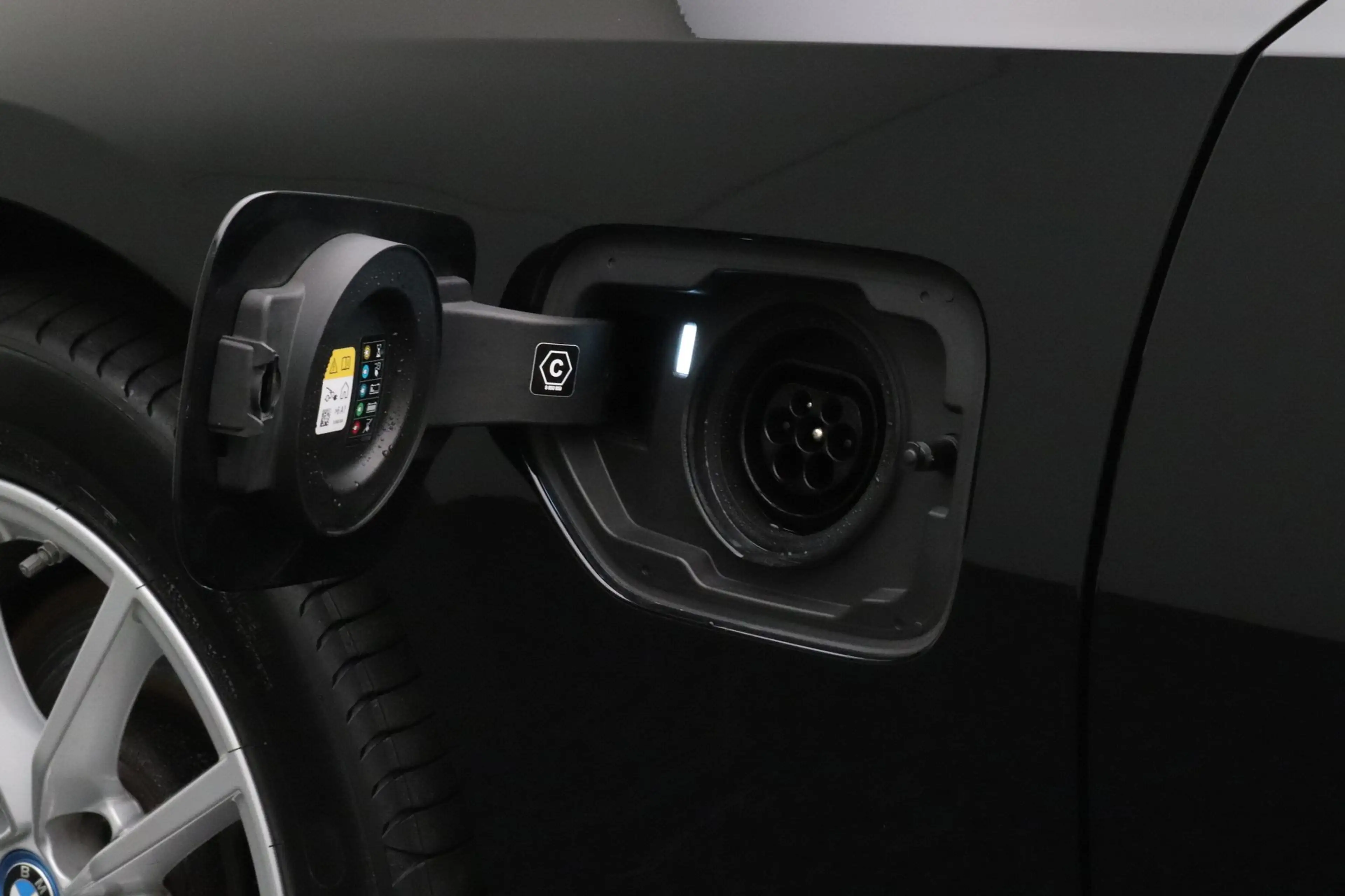 BMW 330 3-serie Touring 330e | Widescreen Display | PDC | — photo 11