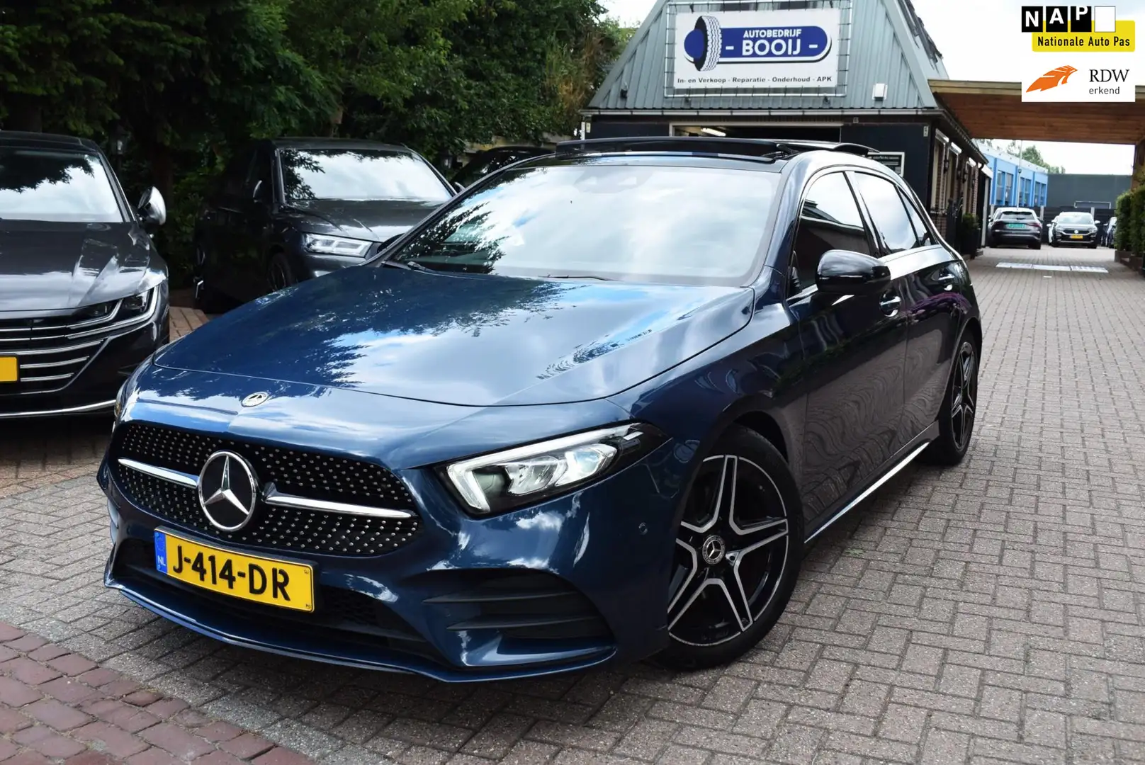 Mercedes-Benz A 180 Business Solution AMG AUTOM/PANO DAK/CRUISE/XENON/ Blauw - 1