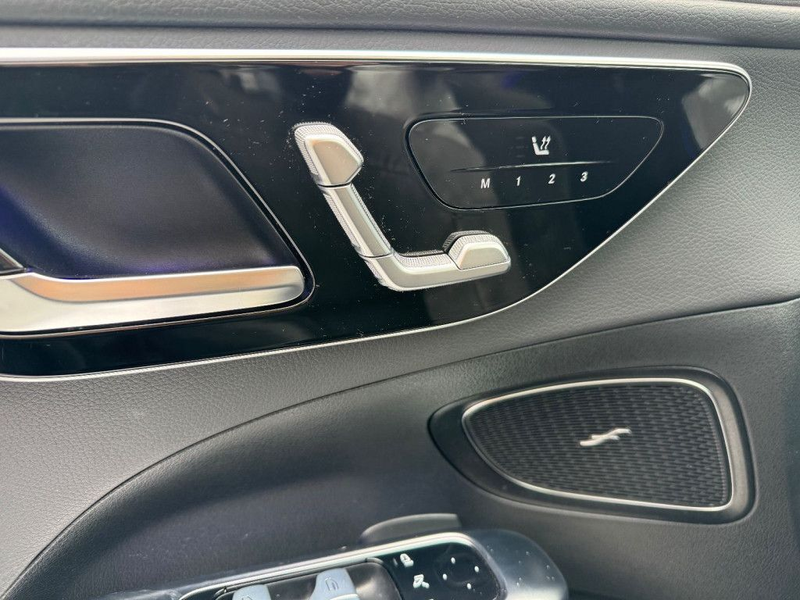 Mercedes-Benz C 300 d Limousine *LEDER/NIGHT-PAKET/AMG* — photo 10