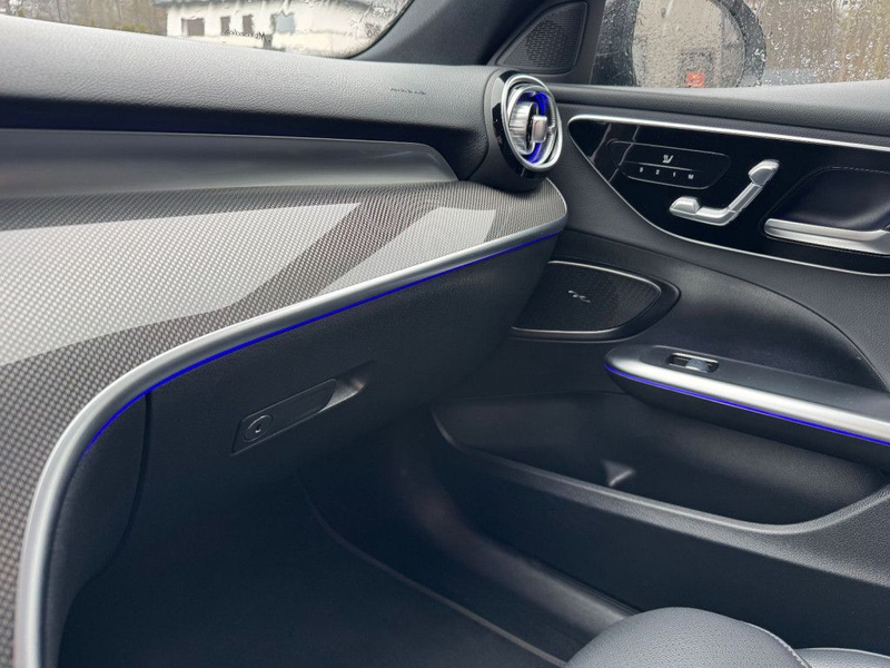 Mercedes-Benz C 300 d Limousine *LEDER/NIGHT-PAKET/AMG* — photo 12
