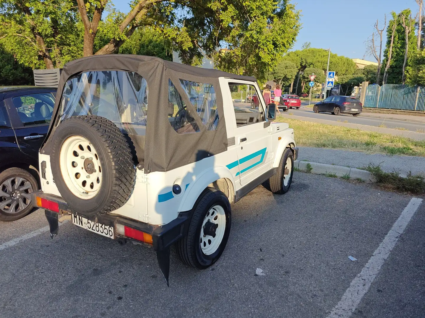 Suzuki SJ Samurai SJ413 - 2
