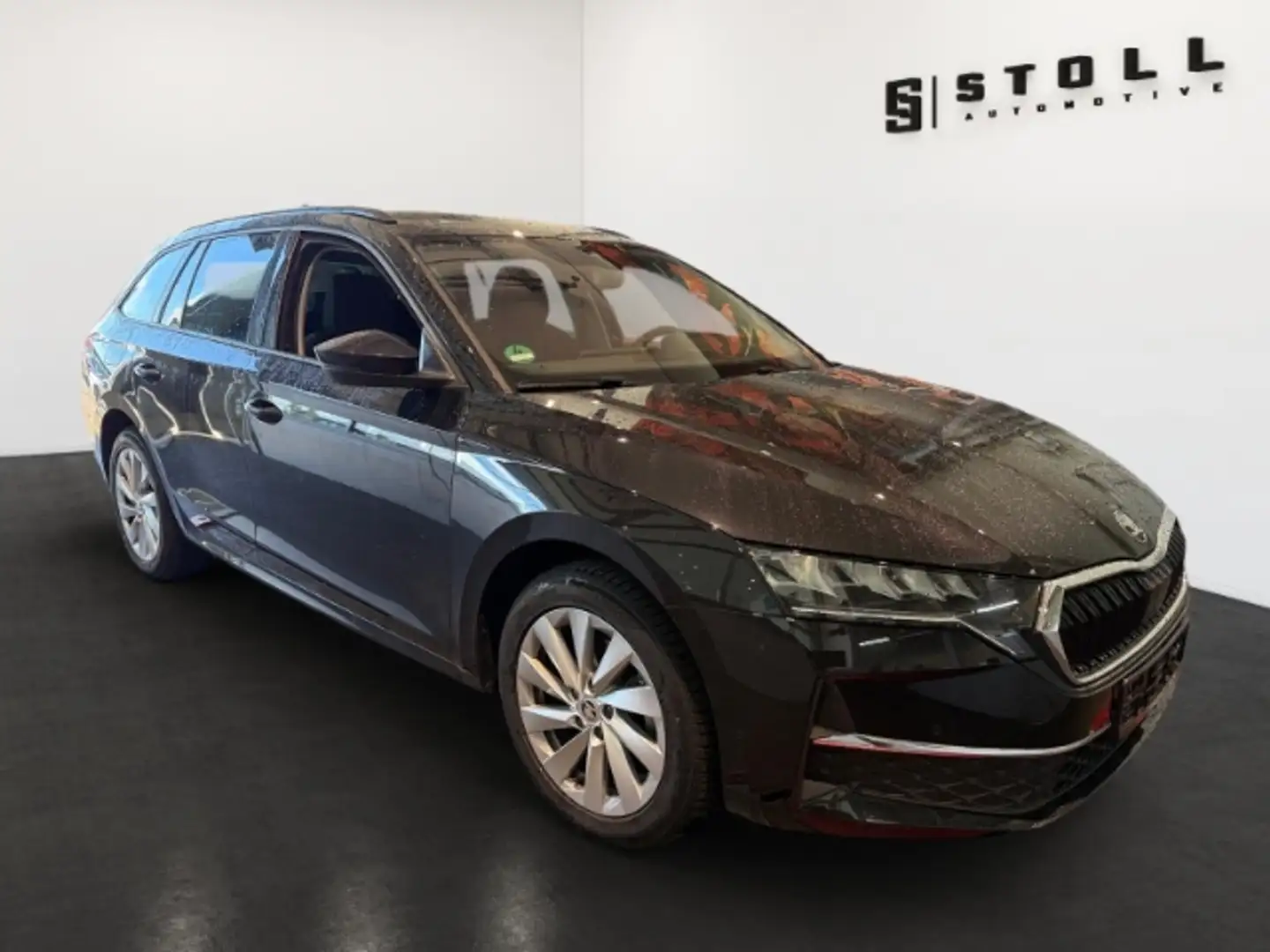 Skoda Octavia Combi 2.0 TDI DSG Selection Infotainment+RearView+ Schwarz - 2