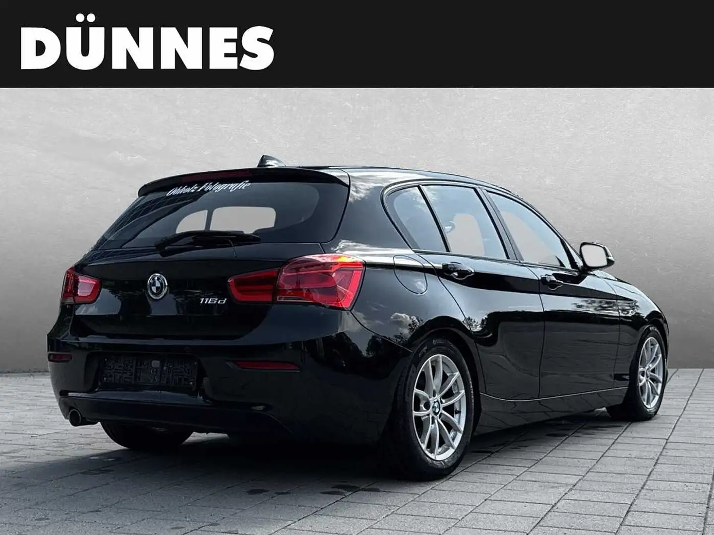 BMW 116 d Advantage *8-Fach* Schwarz - 2