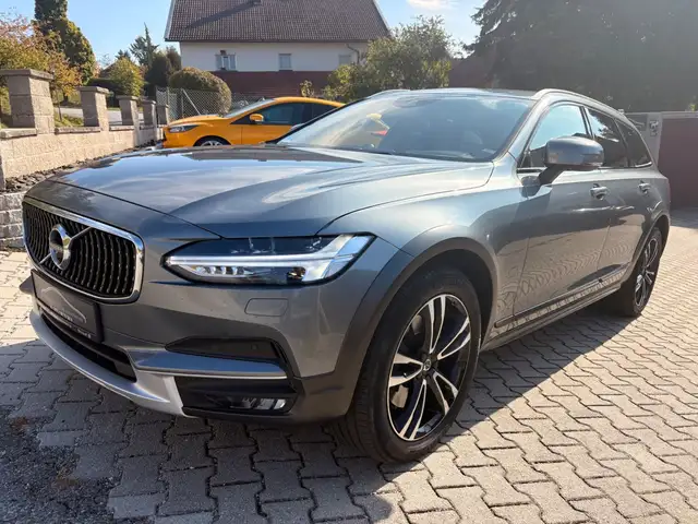 Volvo V90 Cross Country Pro AWD | HUD | Sitzbelüftung