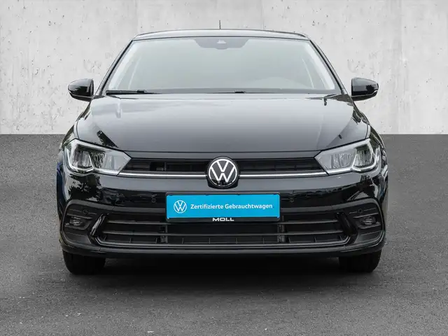 Volkswagen Polo view 3