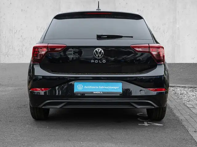 Volkswagen Polo view 6