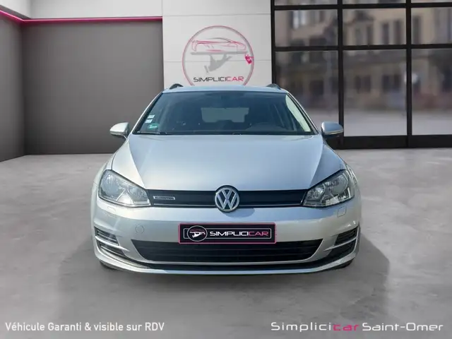 Volkswagen Golf view 4