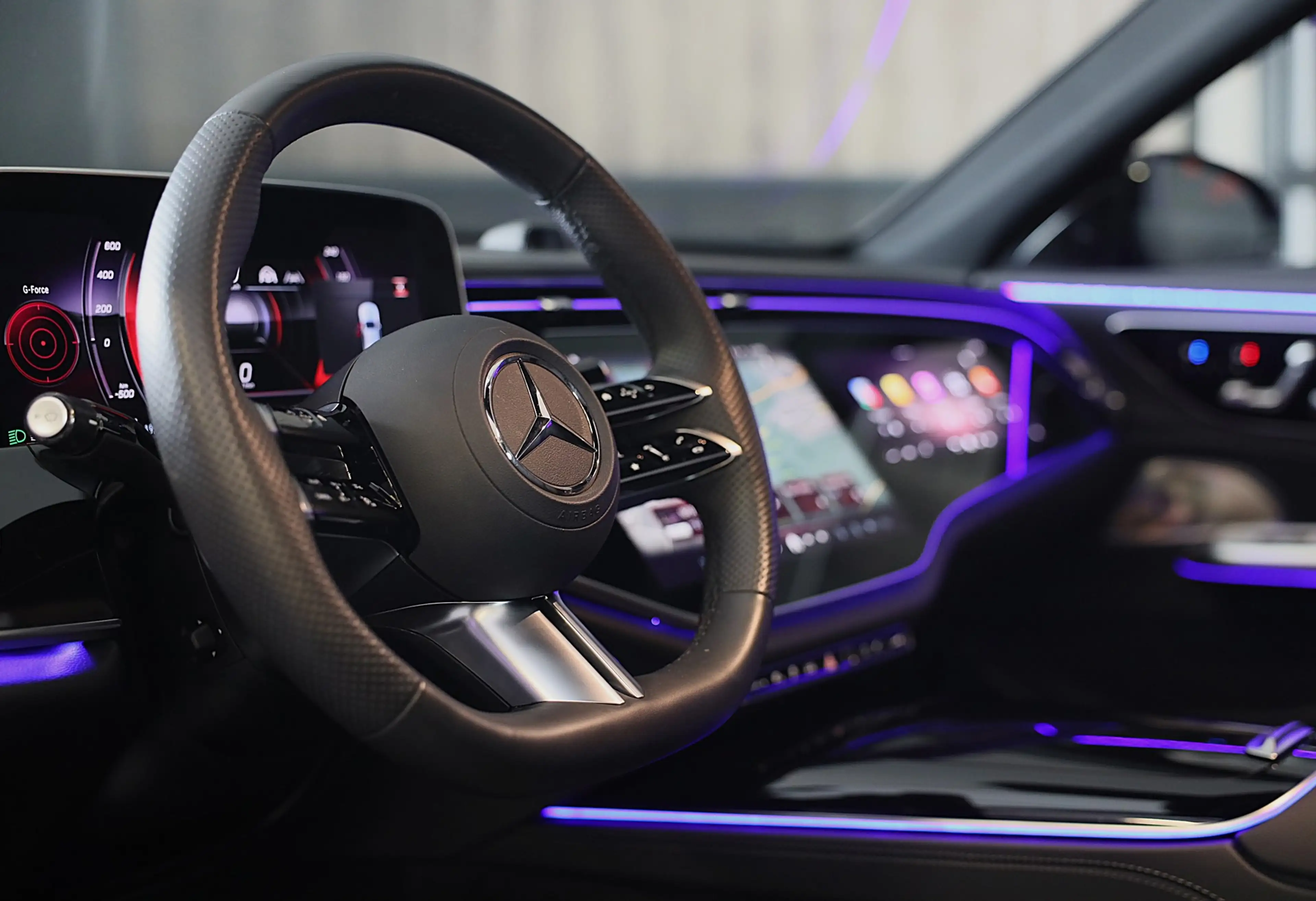 Mercedes-Benz E 300 e AMG 53 Look / Massage / Burmester 4D / Head Up / — photo 27