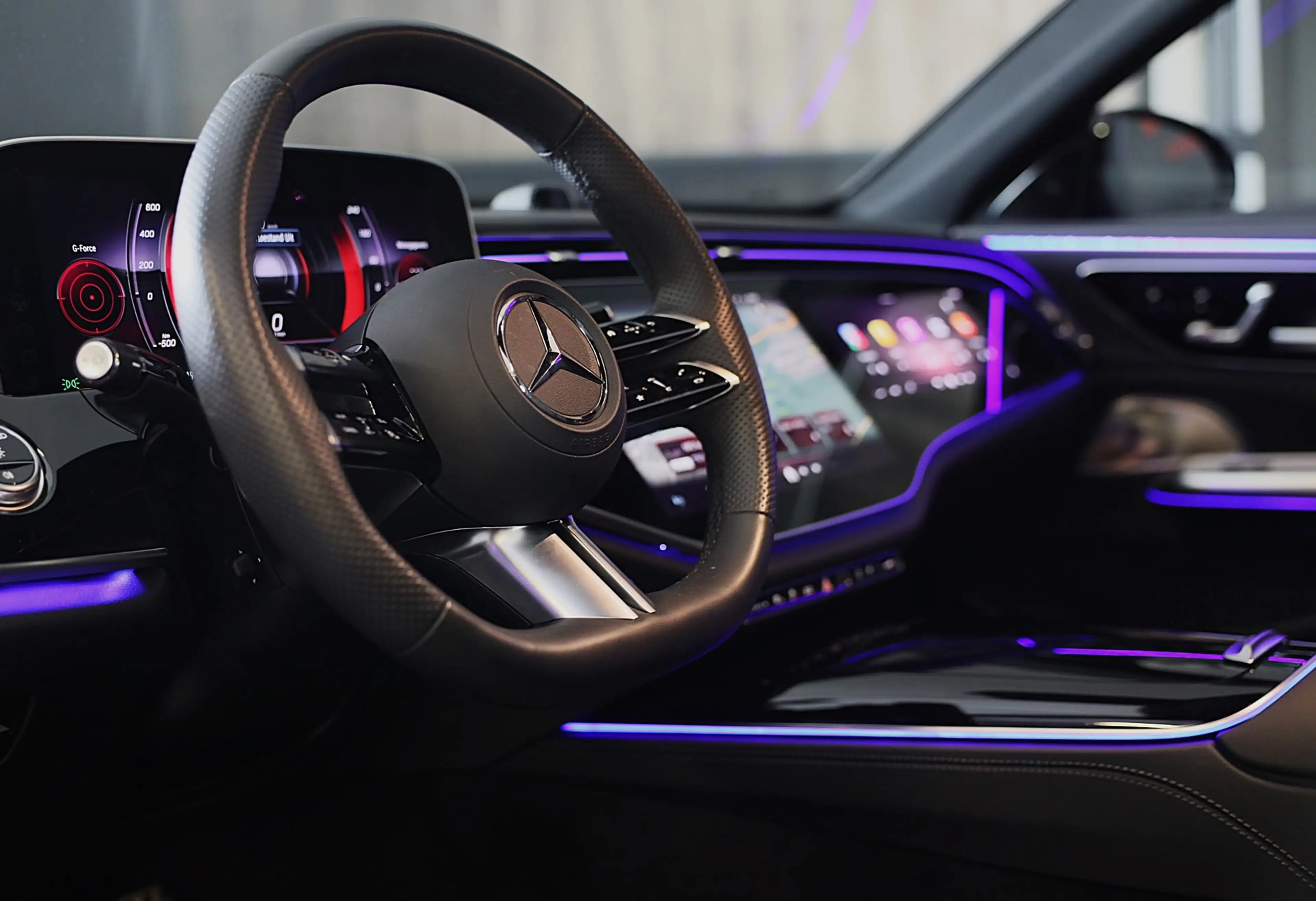 Mercedes-Benz E 300 e AMG 53 Look / Massage / Burmester 4D / Head Up / — photo 21