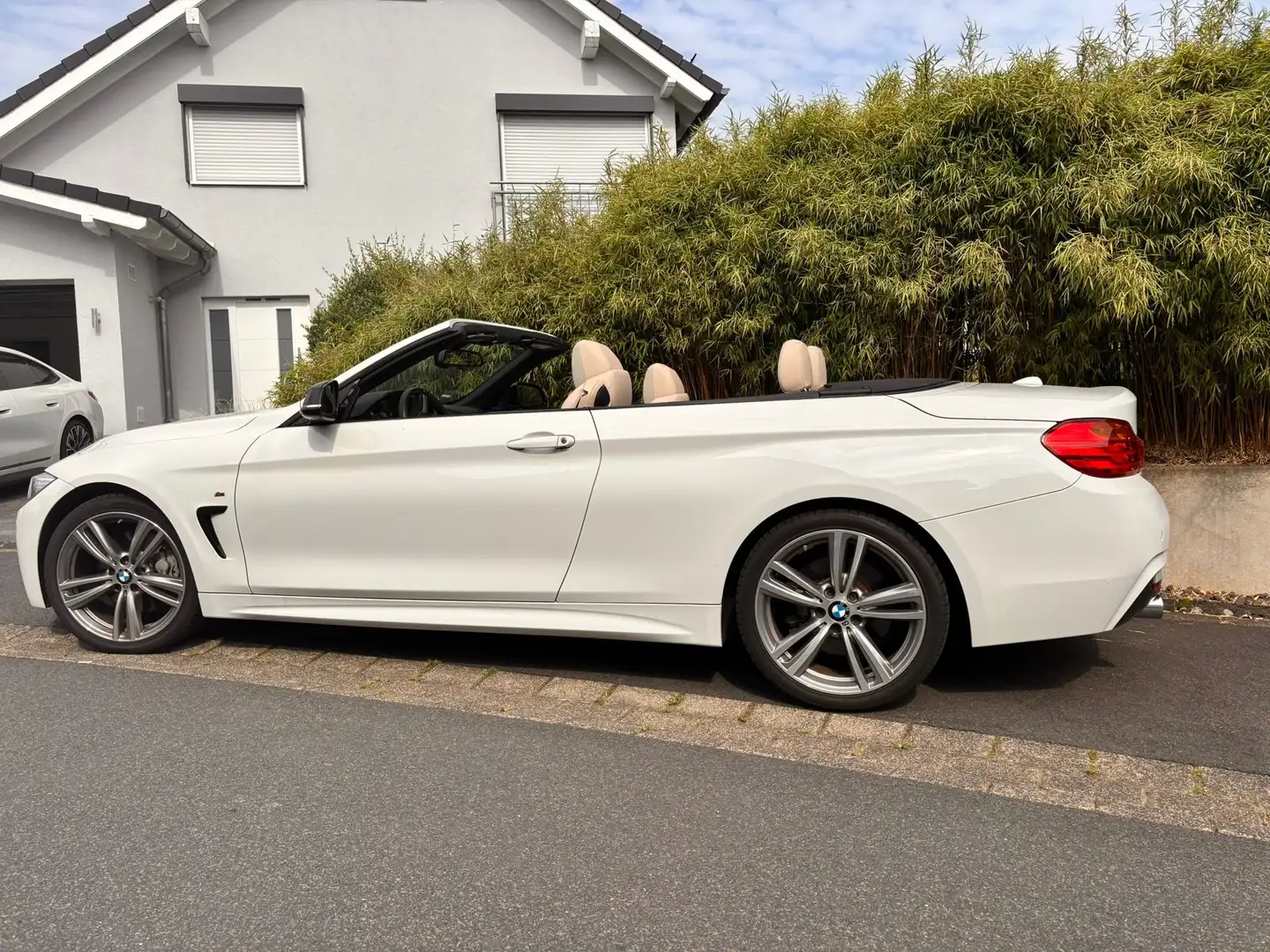 BMW 435 435i Cabrio Sport-Aut. M Sport Weiß - 2
