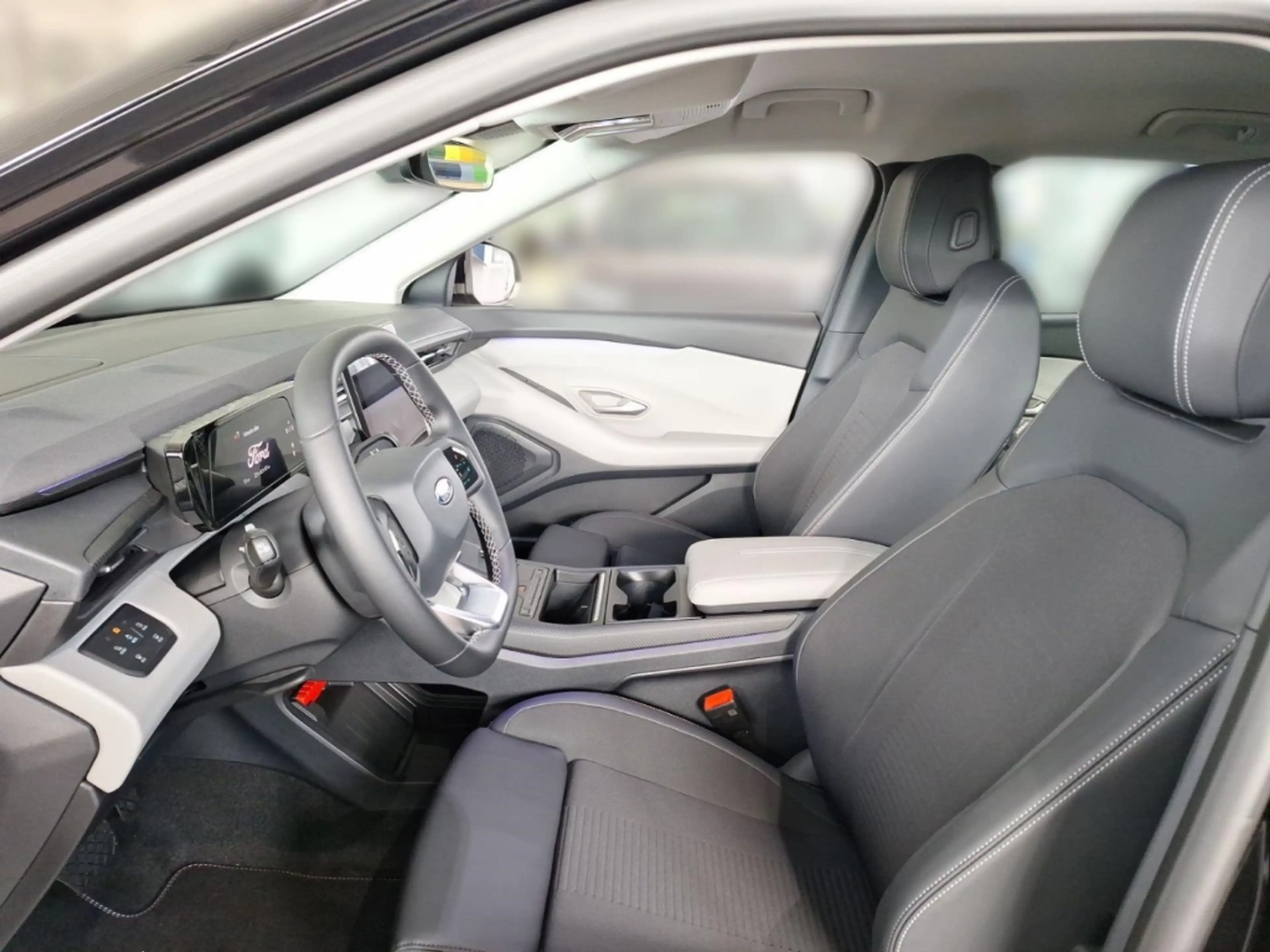 Ford Explorer RWD BEV Premium AHK B&O Wärmepume Massage — photo 7