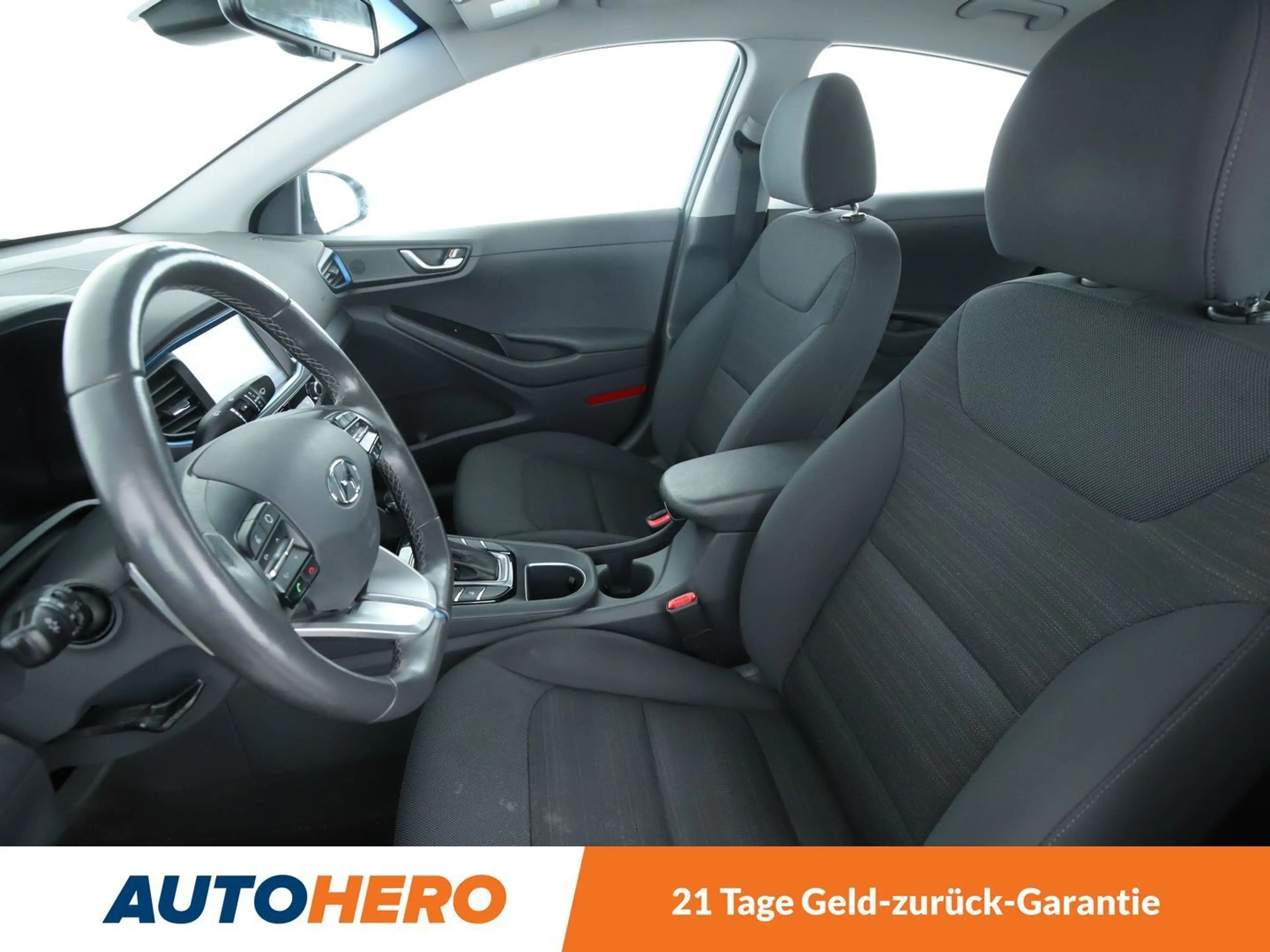 Hyundai IONIQ 1.6 Style Hybrid Aut.*NAVI*BiXENON*CAM*SHZ*LHZ* — photo 10