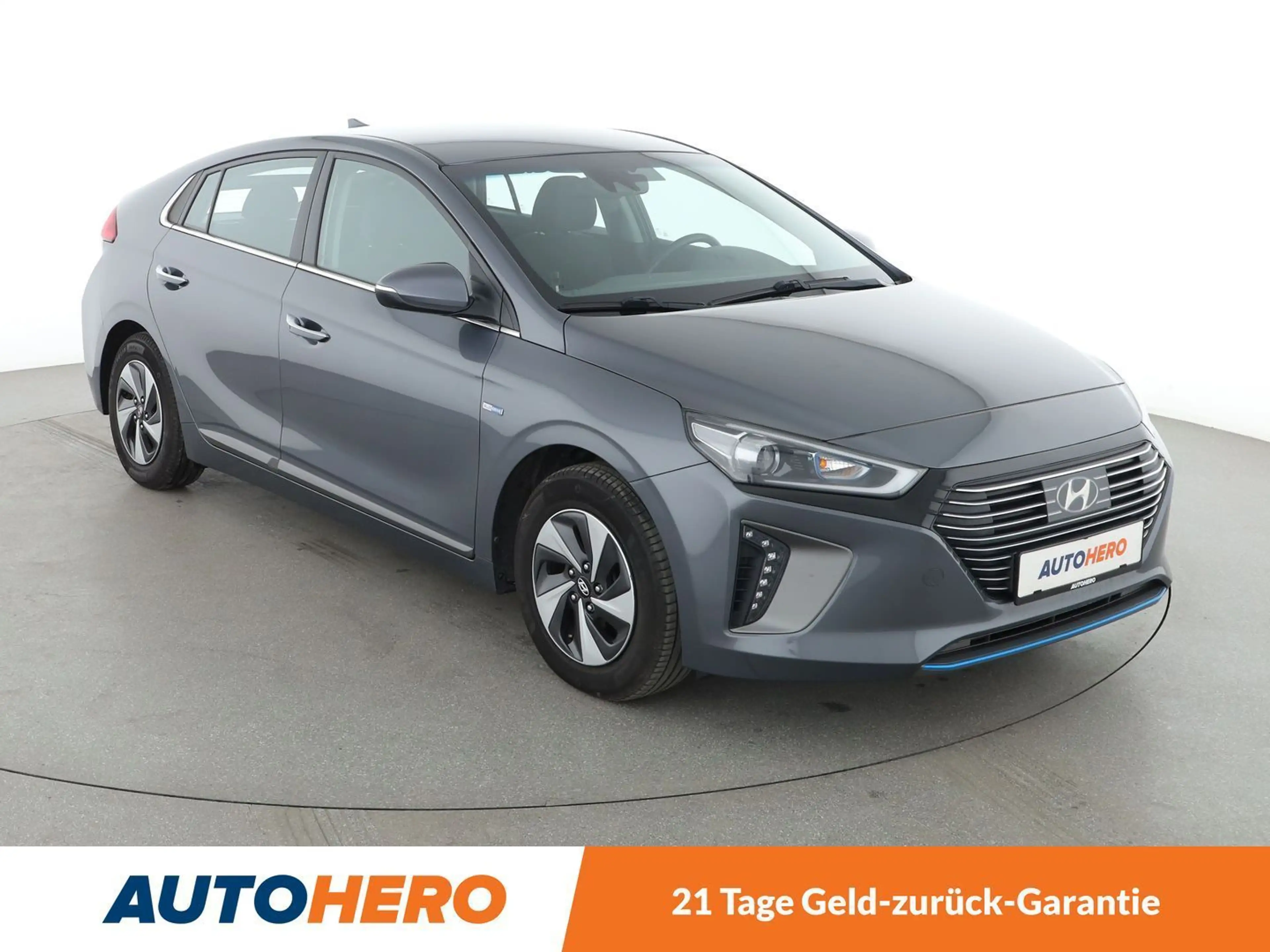 Hyundai IONIQ 1.6 Style Hybrid Aut.*NAVI*BiXENON*CAM*SHZ*LHZ* — photo 8