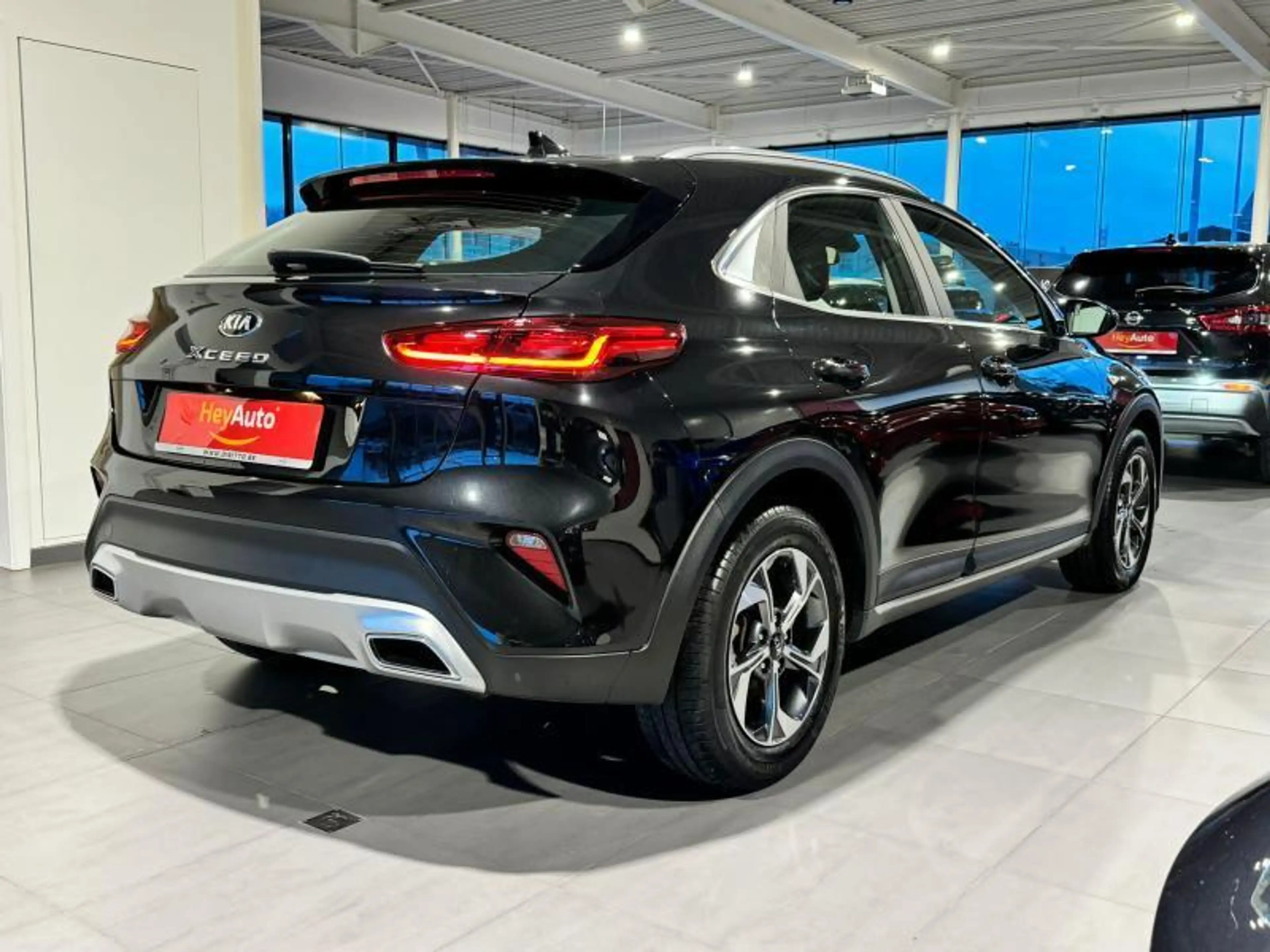 Kia XCeed Must 1.0 T ISG — photo 4