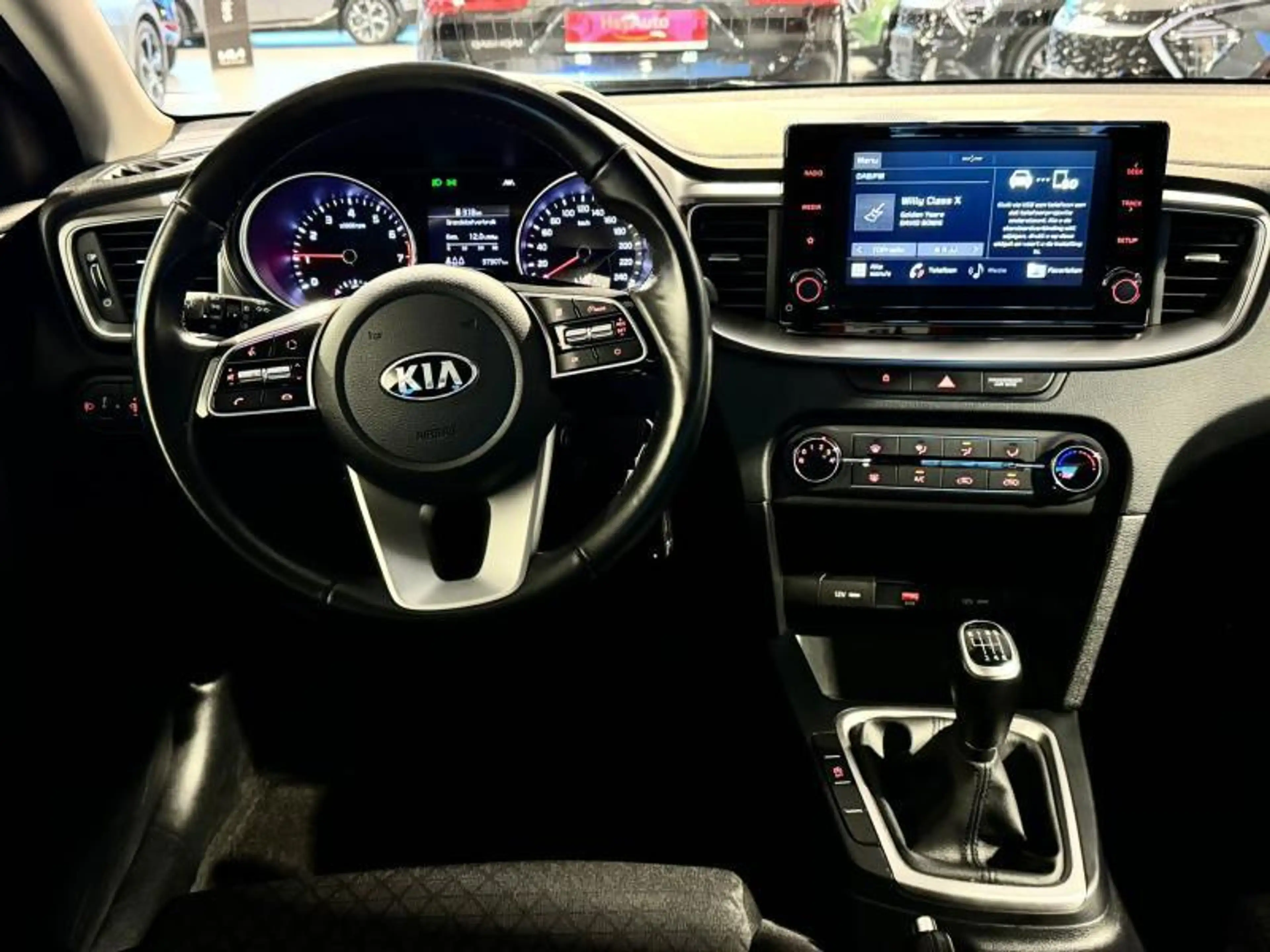 Kia XCeed Must 1.0 T ISG — photo 10
