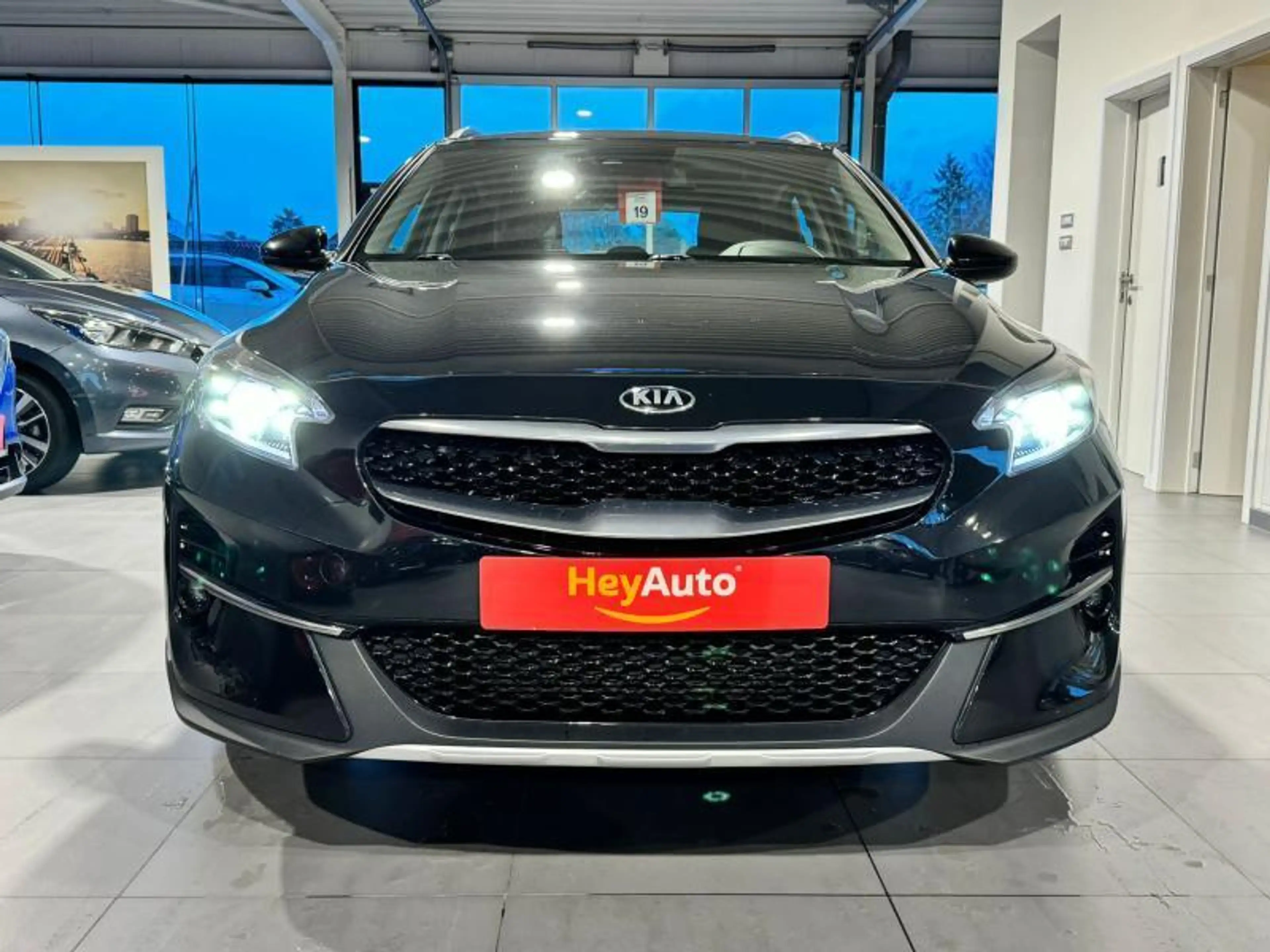 Kia XCeed Must 1.0 T ISG — photo 2