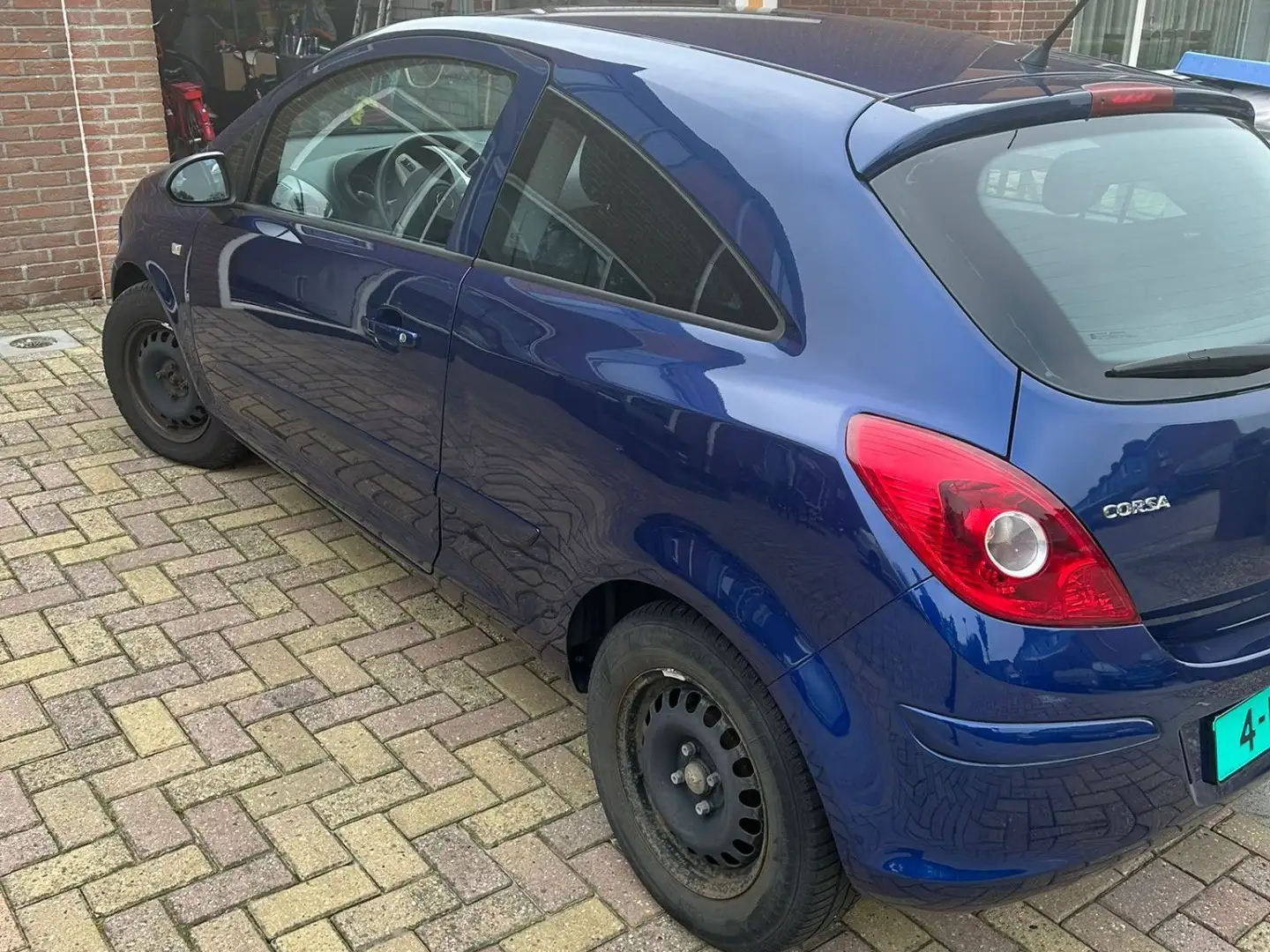 Opel Corsa 1.2-16V Bns Sport Blauw - 2