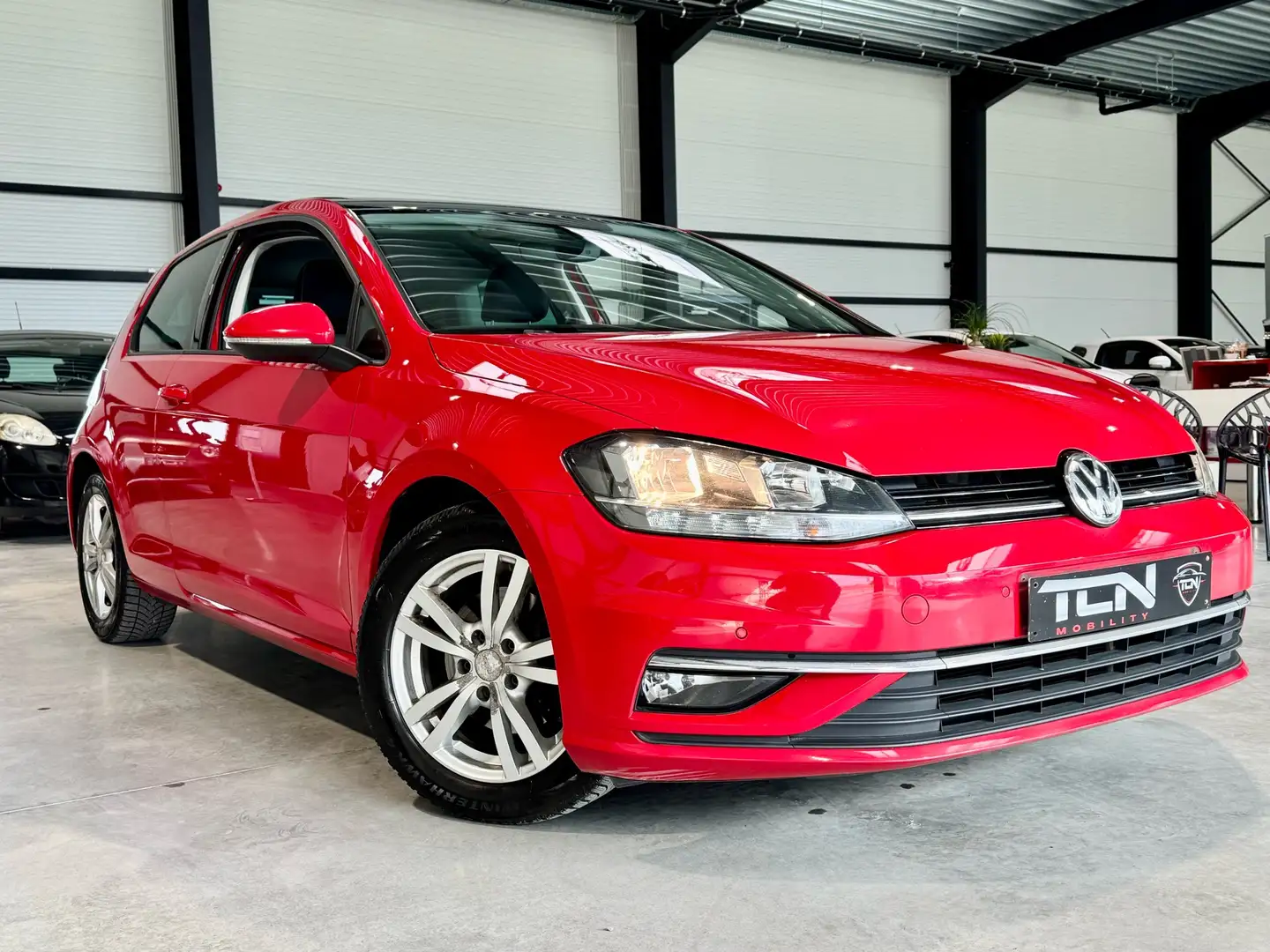 Volkswagen Golf ✅ 1.4 TSI - cockpit digital - kit sport ✅ Rouge - 2