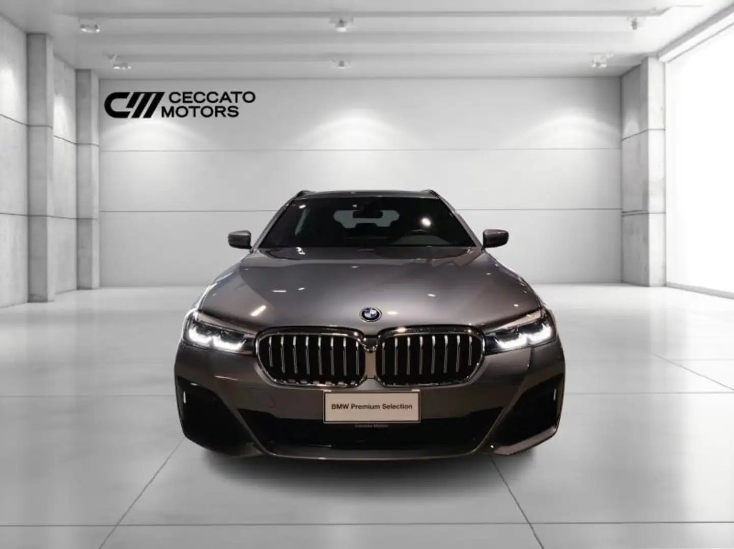 BMW 530 d Touring mhev 48V xdrive Luxury auto Gris - 2