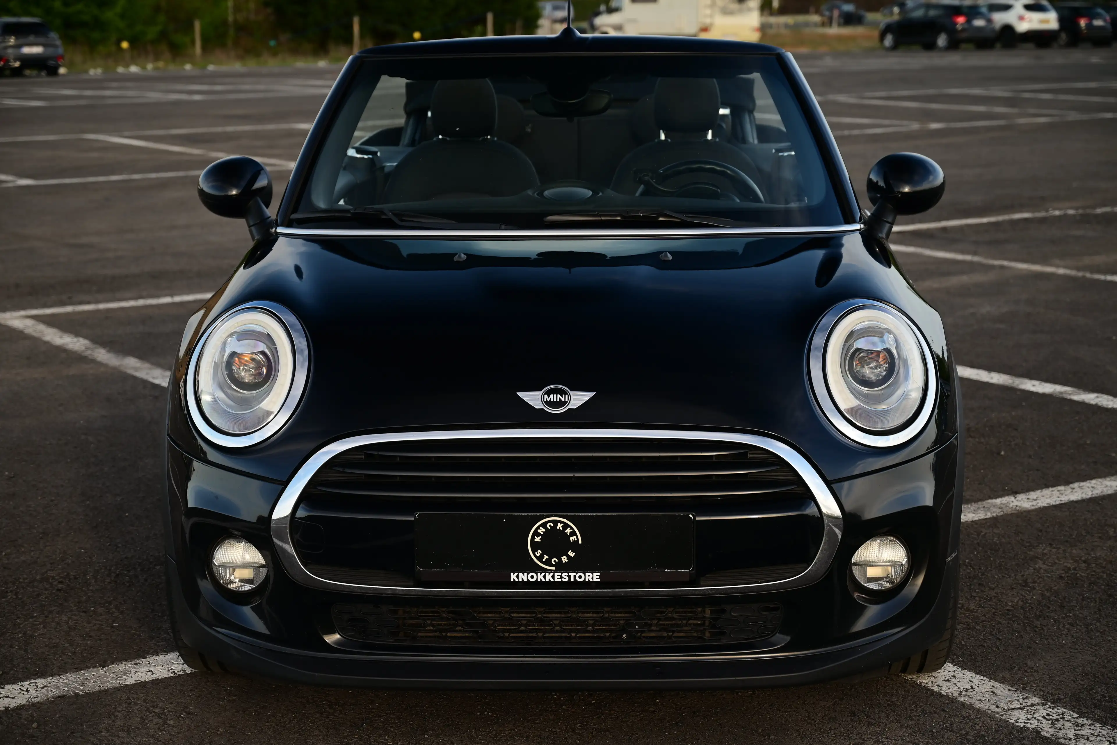 MINI Cooper D Cabrio AUT / CRUISE / NAVI / LED / PDC / 1ST OWNER — photo 9