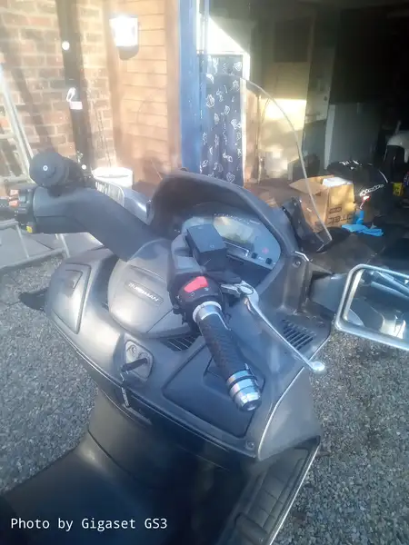 Suzuki Burgman 650 - foto 4