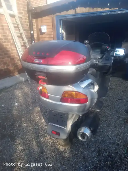 Suzuki Burgman 650 - foto 3