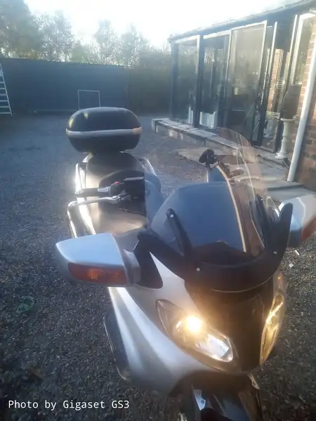 Suzuki Burgman 650 - foto 2