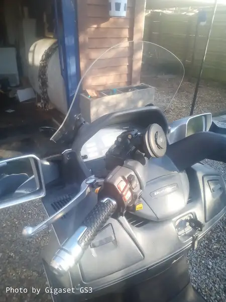 Suzuki Burgman 650 - foto 6