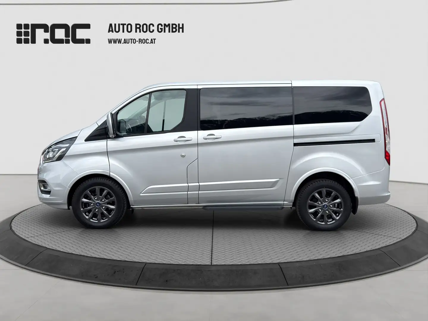 Ford Tourneo Custom 2.0 TDCi 320 L1 Titanium X AHK/STH/Kamera/uvm Silber - 2