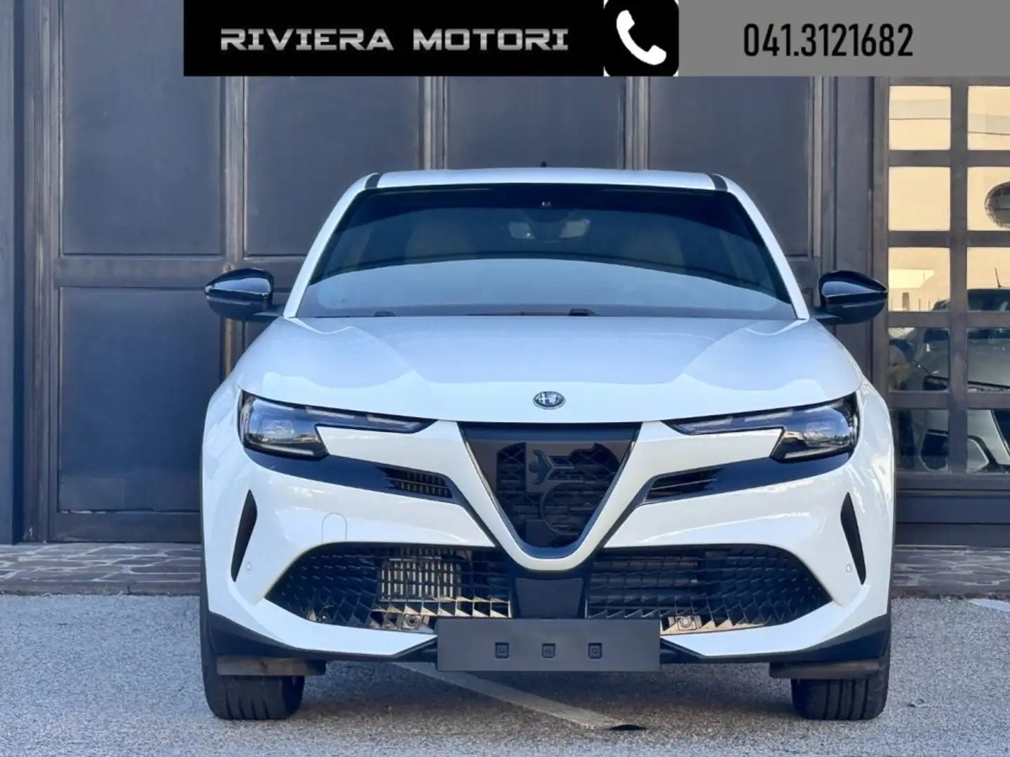 Alfa Romeo Junior 1.2 145 CV Hybrid eDCT6 Speciale Blanc - 2