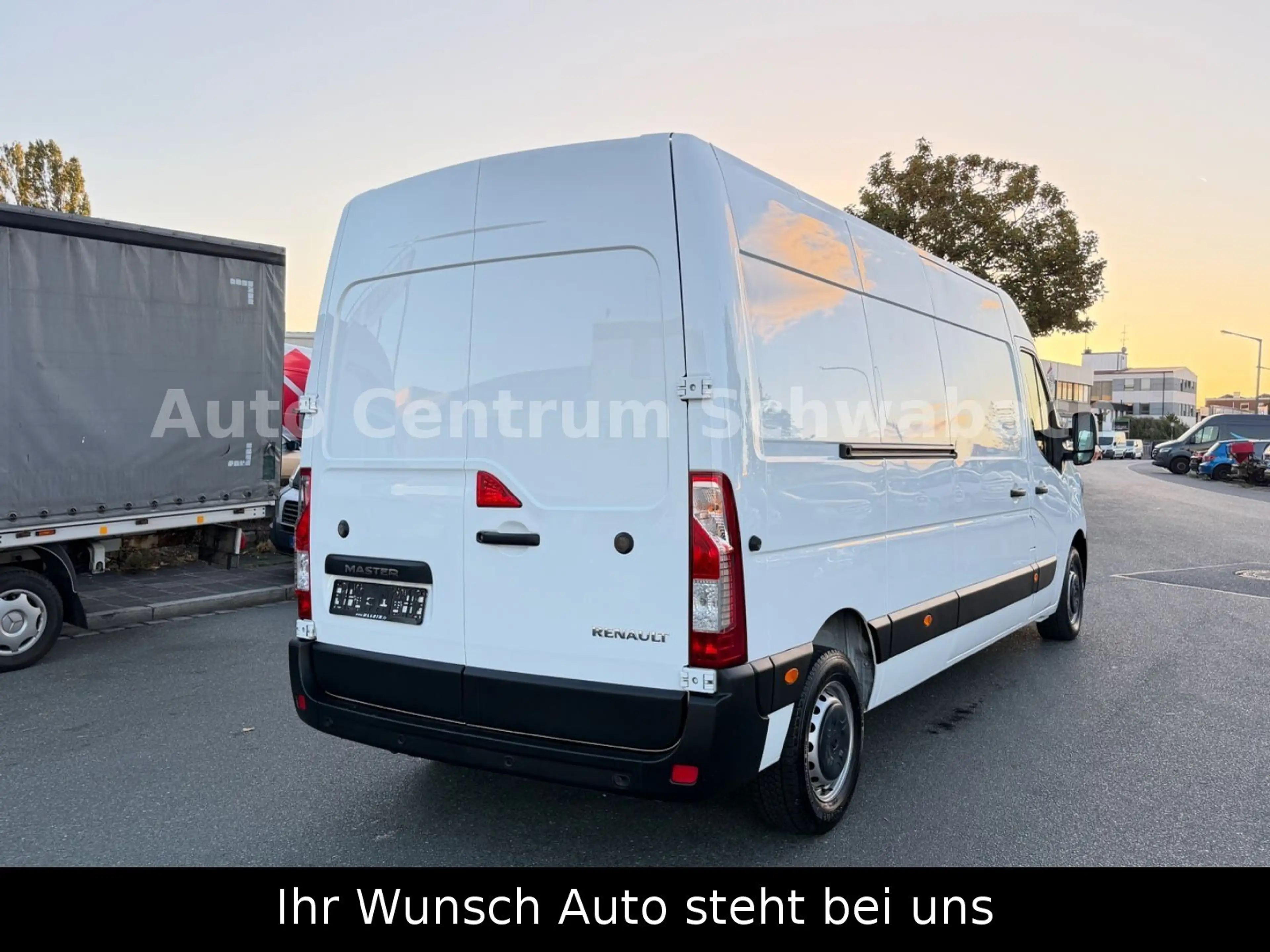 Renault Master 2,3 Kasten L3H2 Top Zustand TÜV/HU Neu — photo 3