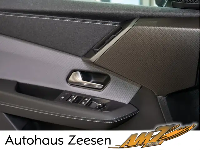 Opel Grandland view 14