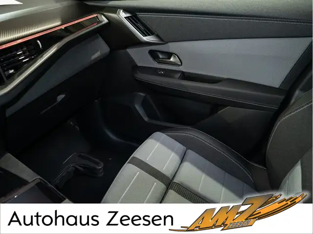 Opel Grandland view 12
