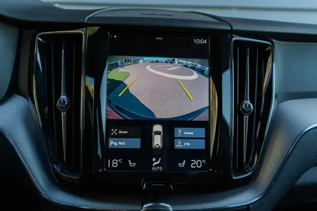 Volvo XC60 view 11